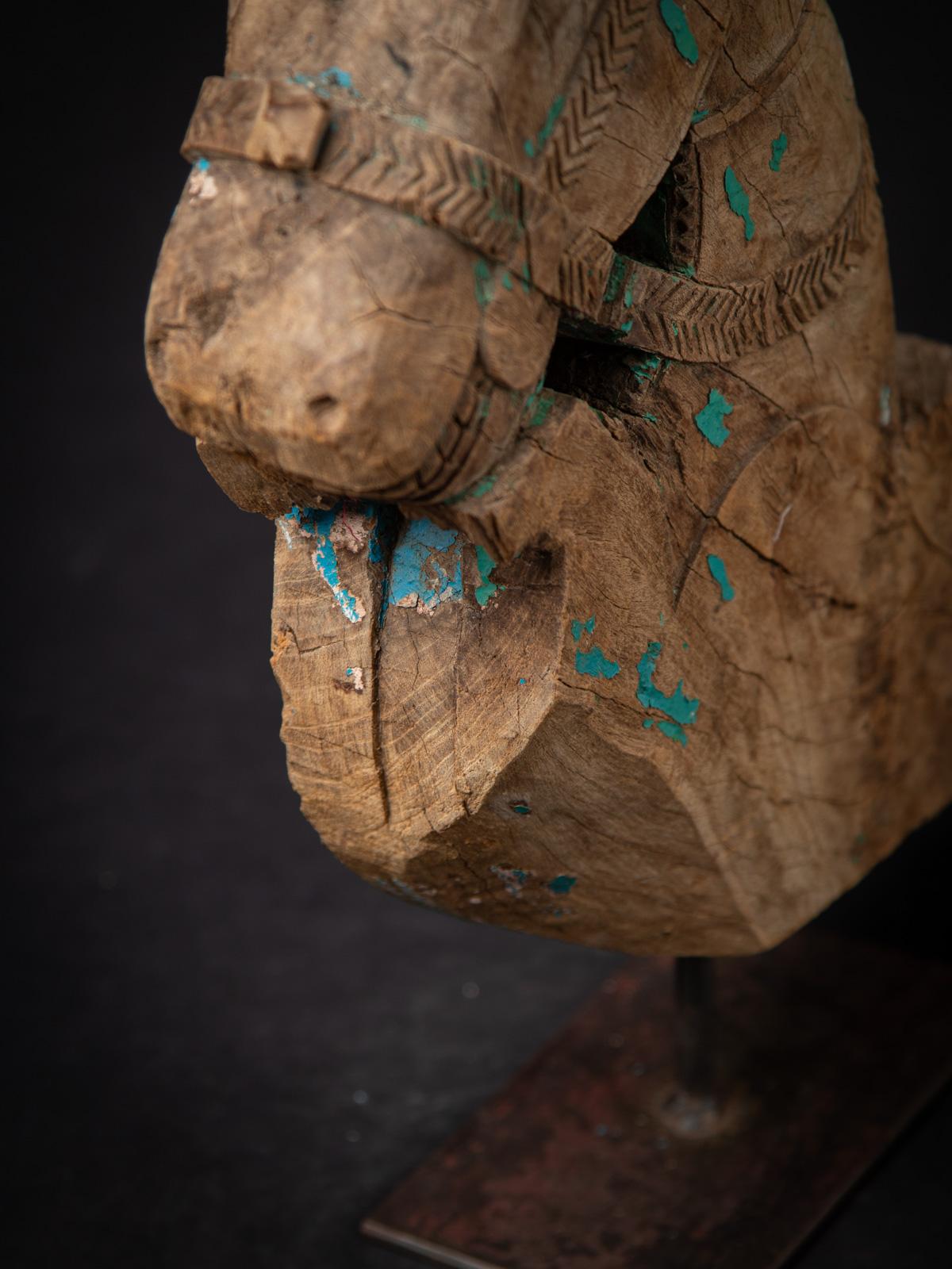 18th century Antique wooden temple fragment of a Horse head from India For Sale 8