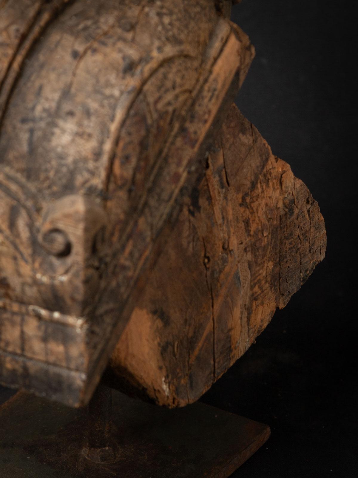 18th century Antique wooden temple fragment of a Horse head from India 9