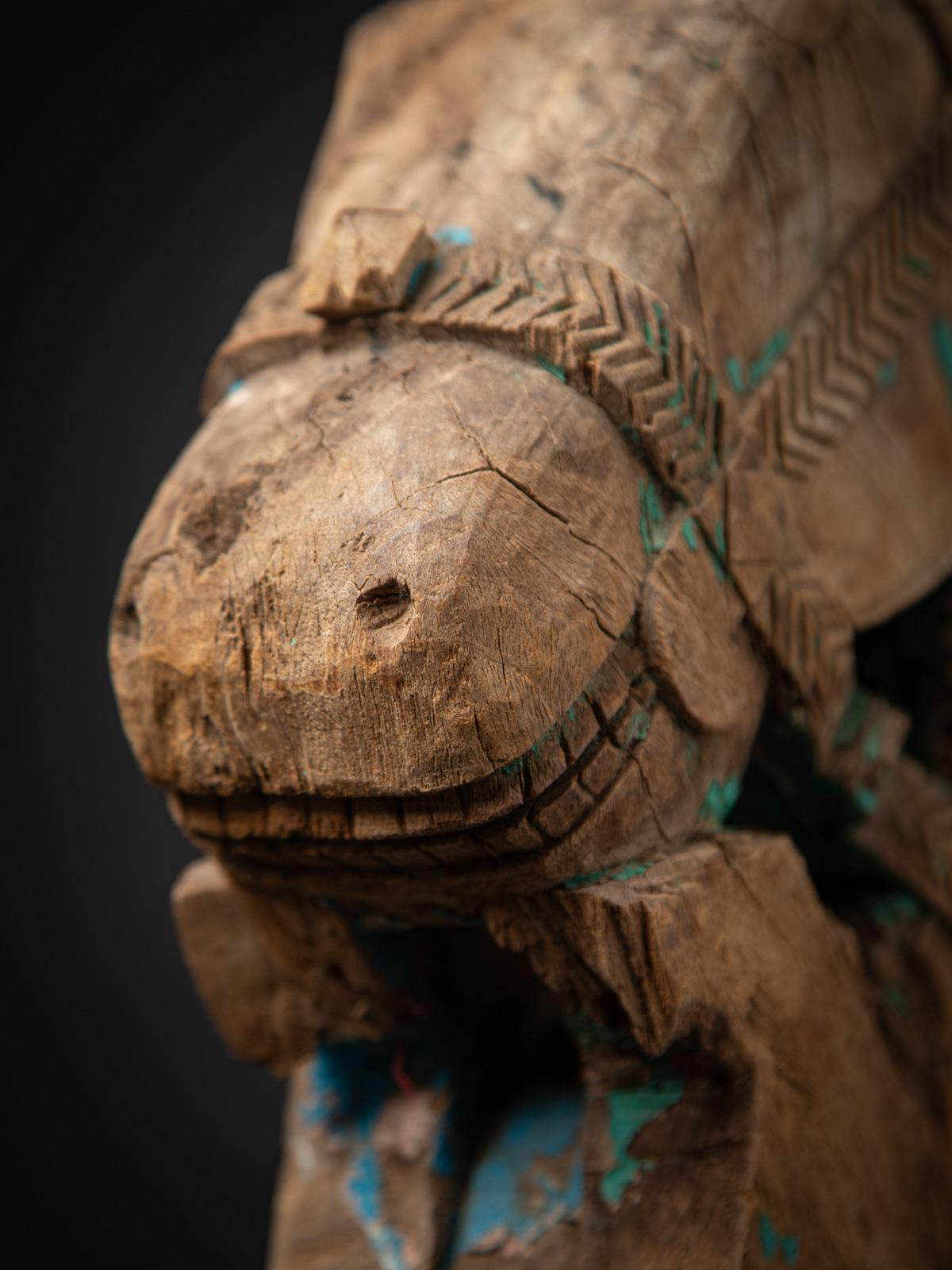 18th century Antique wooden temple fragment of a Horse head from India For Sale 9