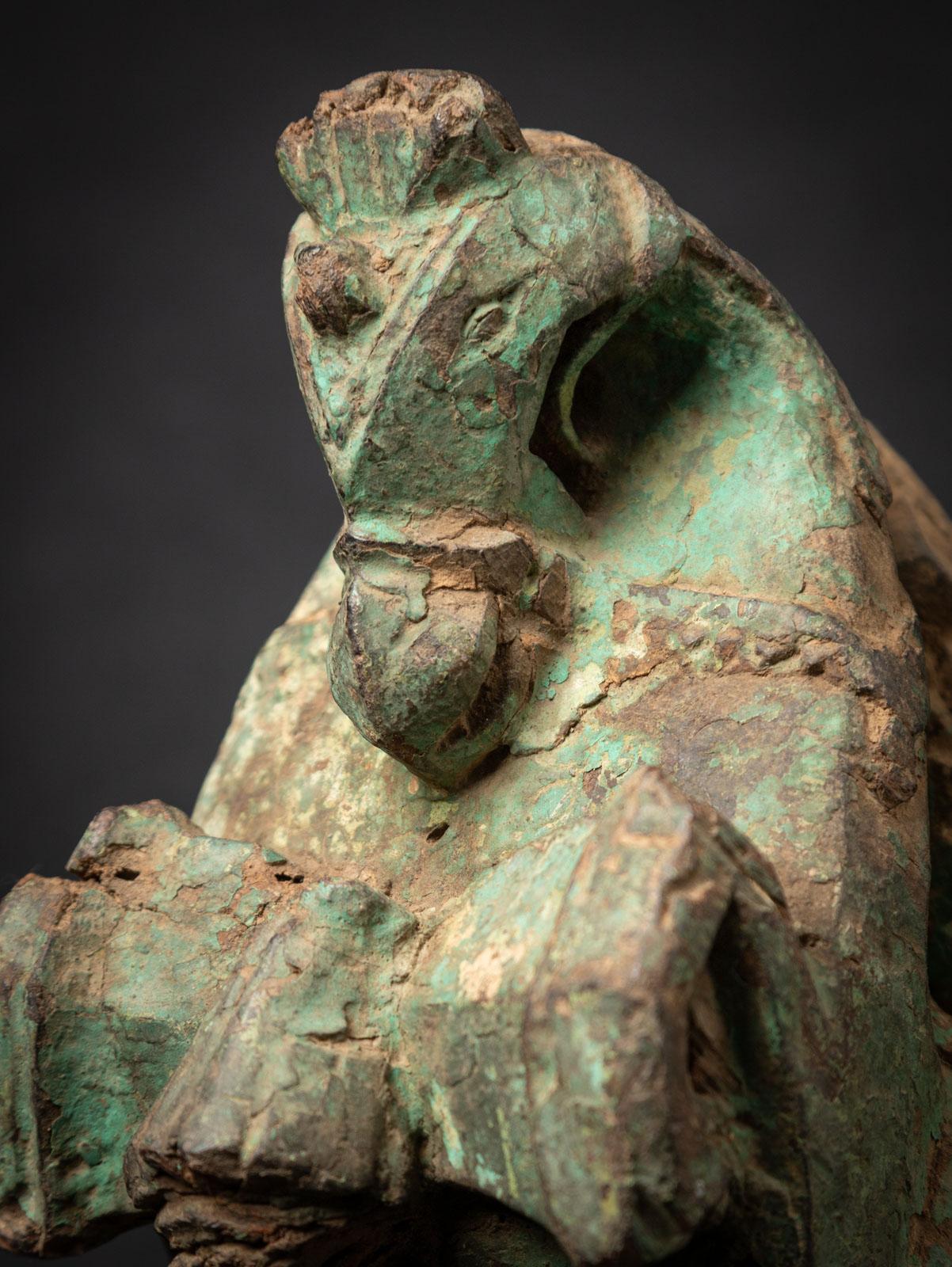 18th century Antique wooden temple fragment of a Horse head from India For Sale 10