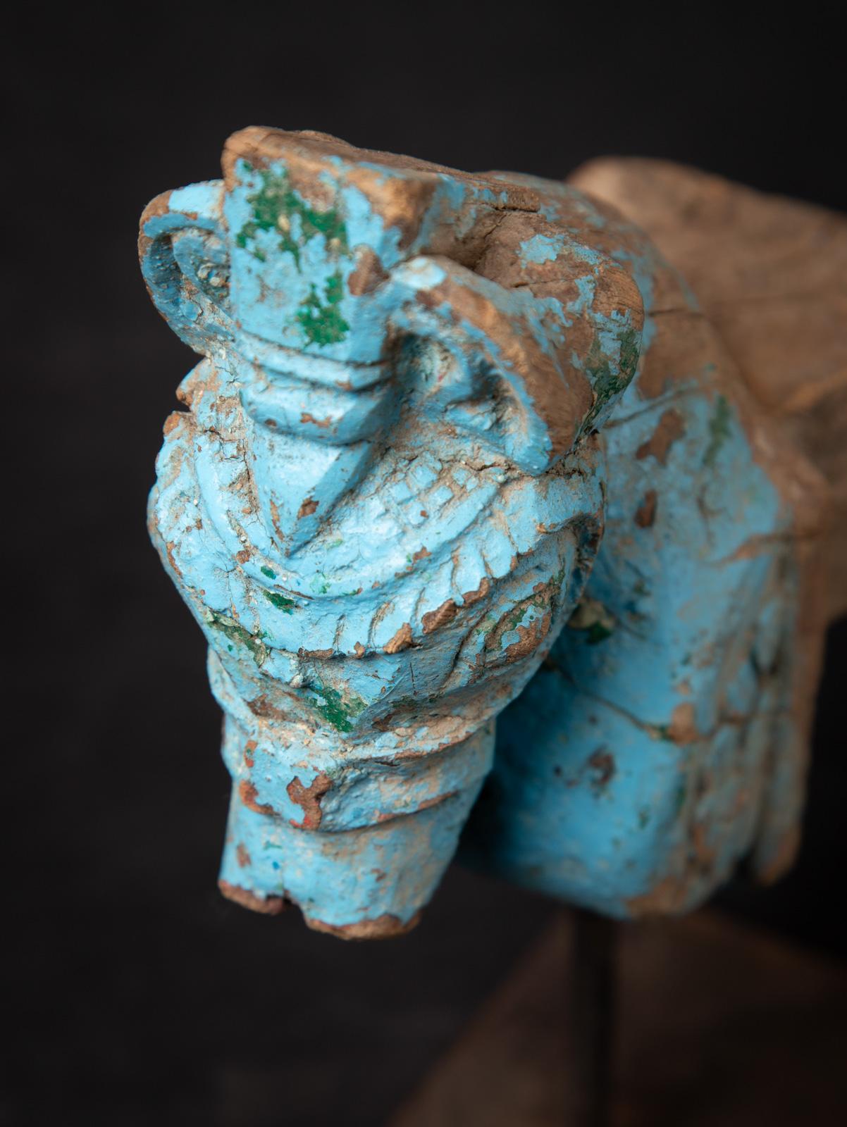 Indian 18th century Antique wooden temple fragment of a Horse head from India