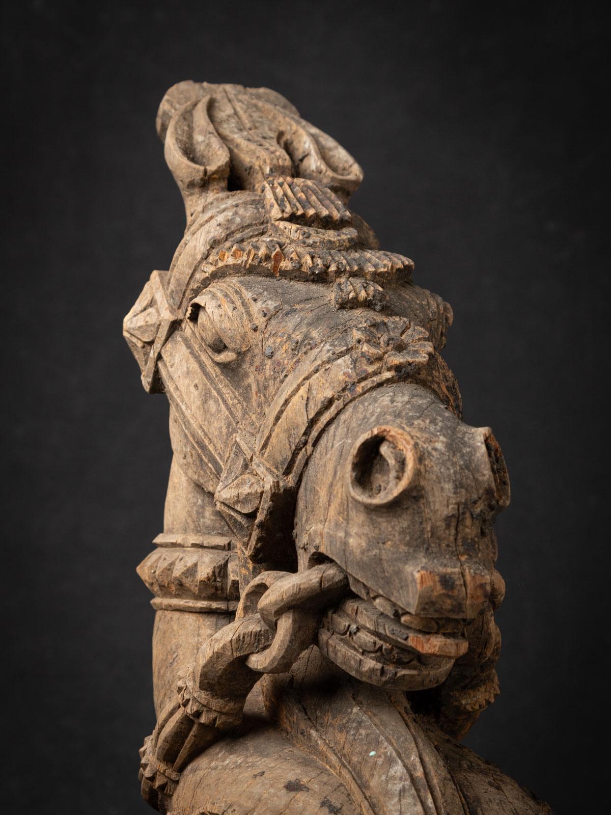 Wood 18th century Antique wooden temple fragment of a Horse head from India