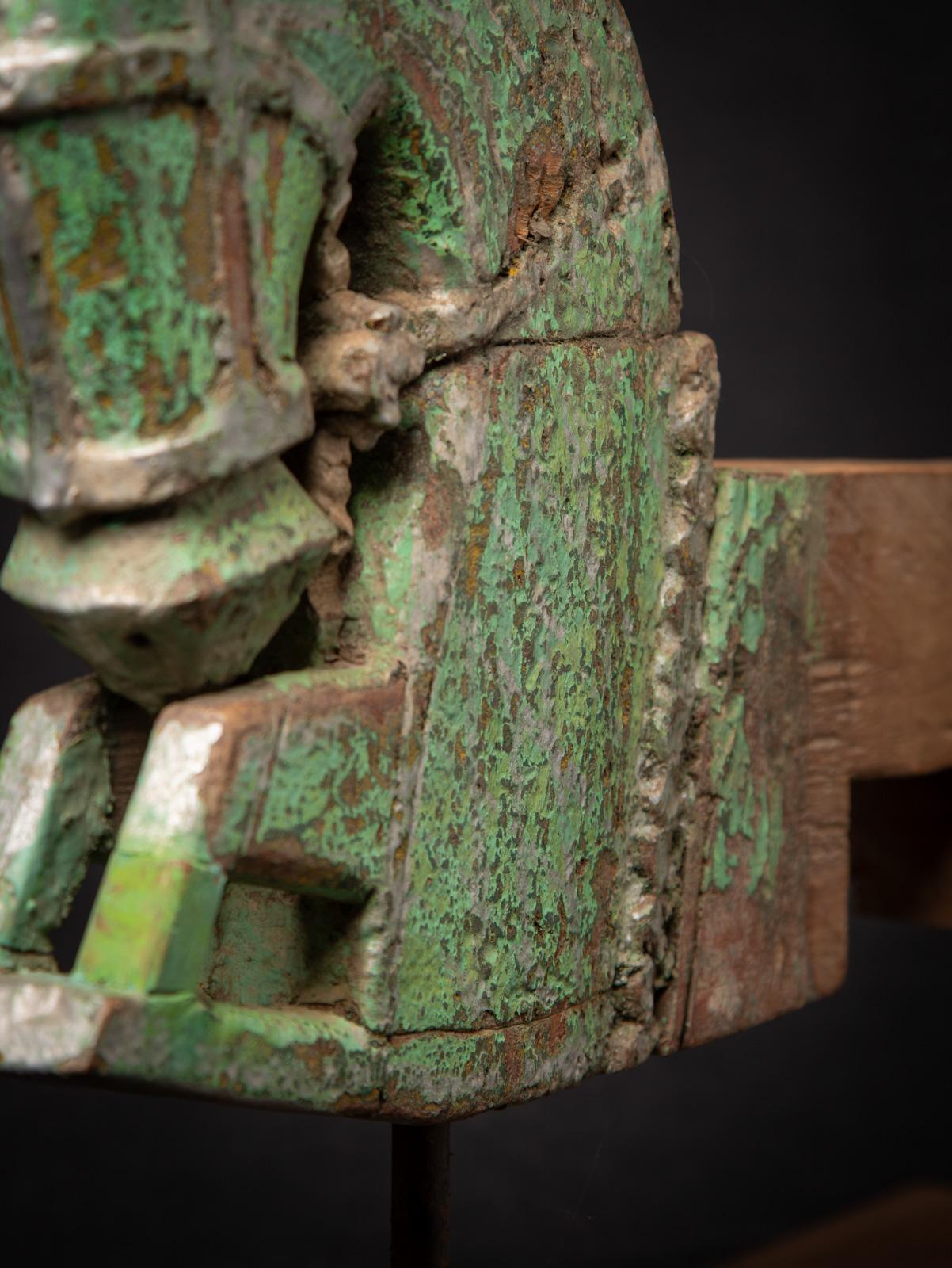 Wood 18th century Antique wooden temple fragment of a Horse head from India For Sale