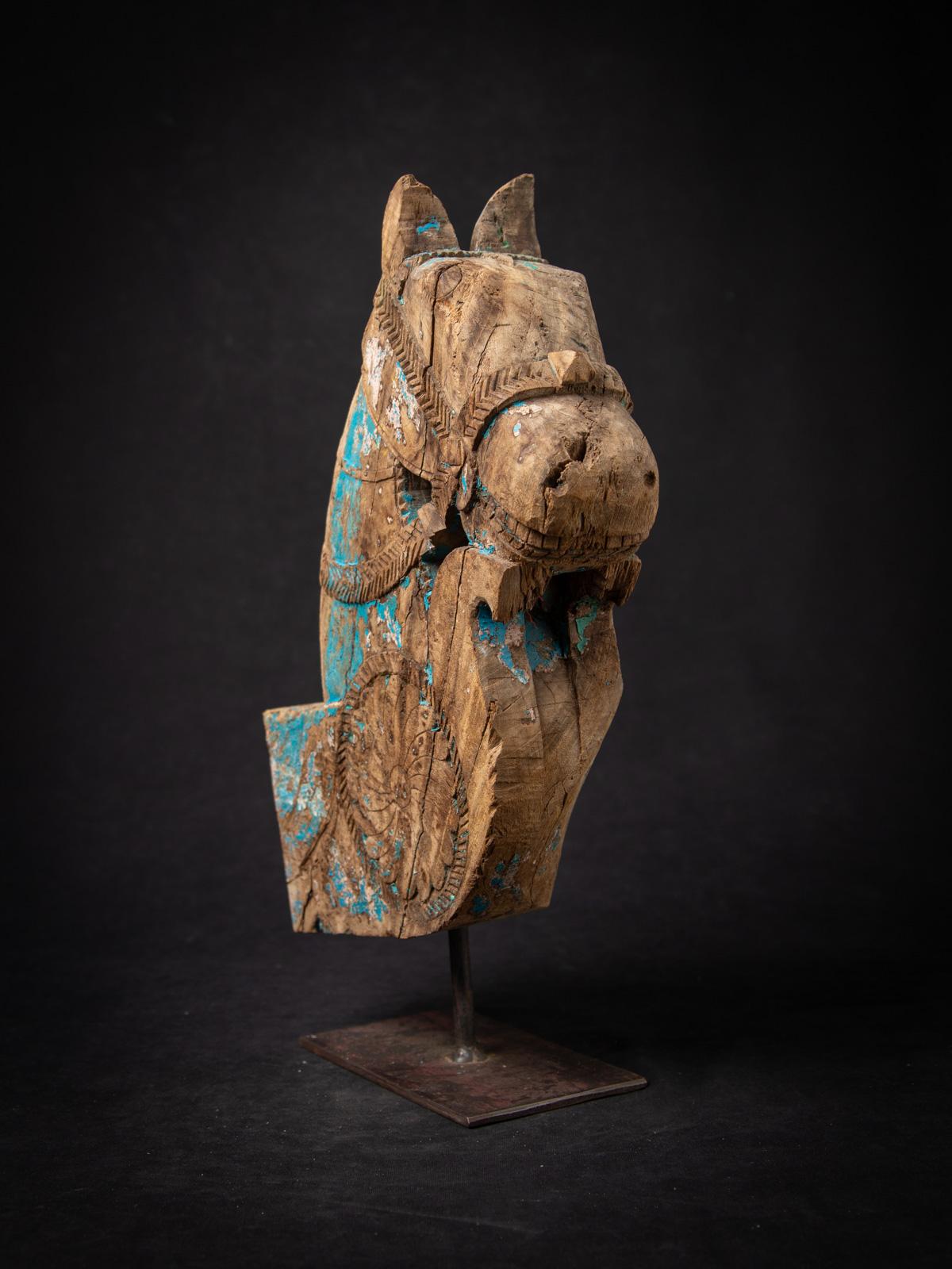 Wood 18th century Antique wooden temple fragment of a Horse head from India For Sale