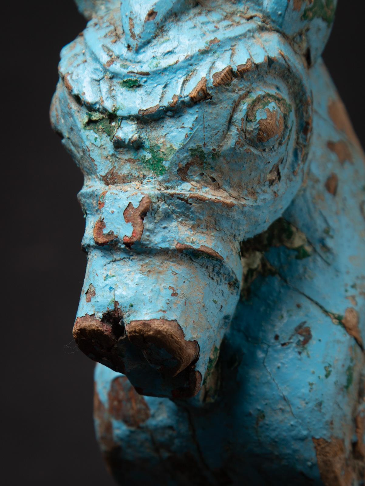 18th century Antique wooden temple fragment of a Horse head from India 2