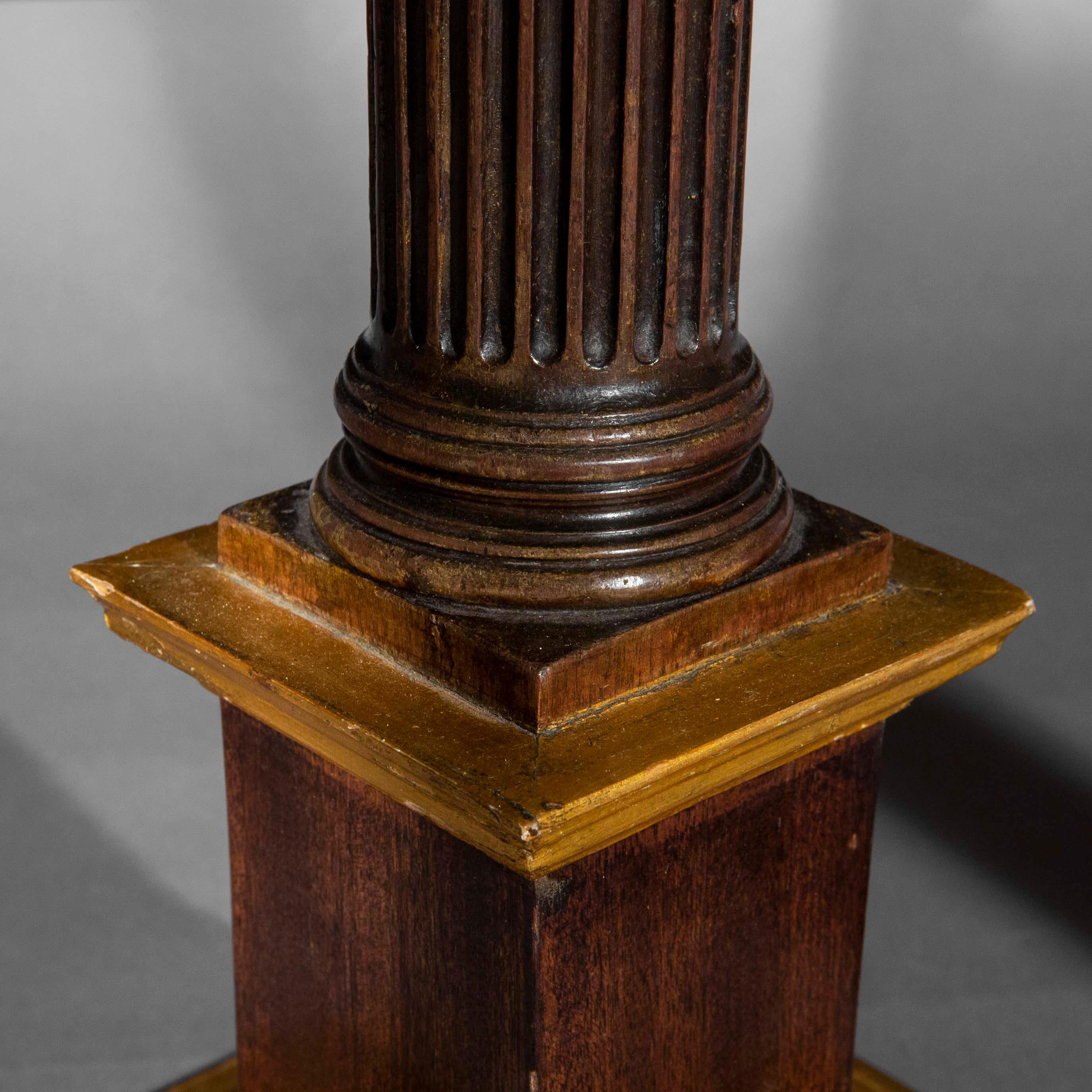 Bois Modèle architectural d'une colonne corinthienne du 18e siècle, vers 1760 en vente