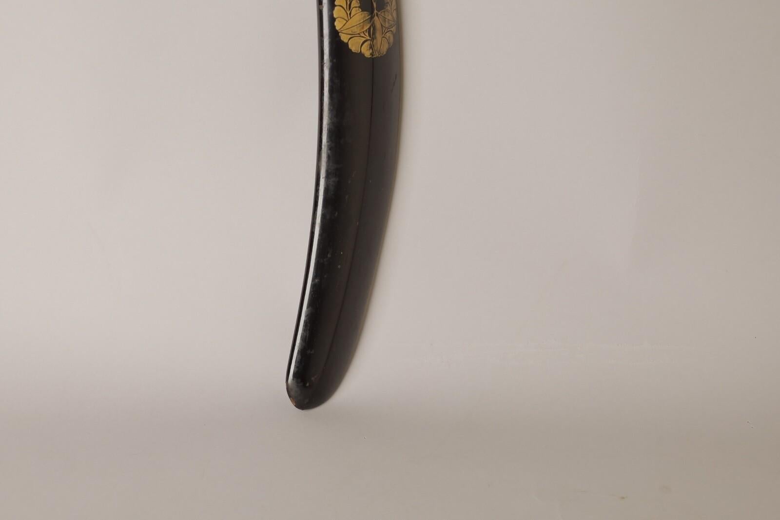 18th century are Samurai Naginata Saya with original silk cover In Good Condition For Sale In Fukuoka, JP