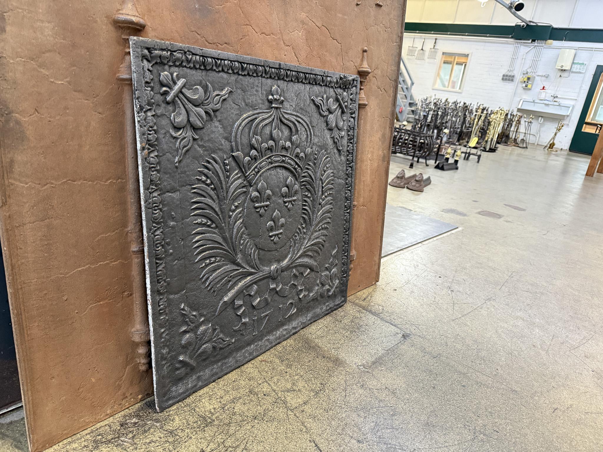 Plaque de cheminée XVIIIe siècle aux armes de France en vente 5