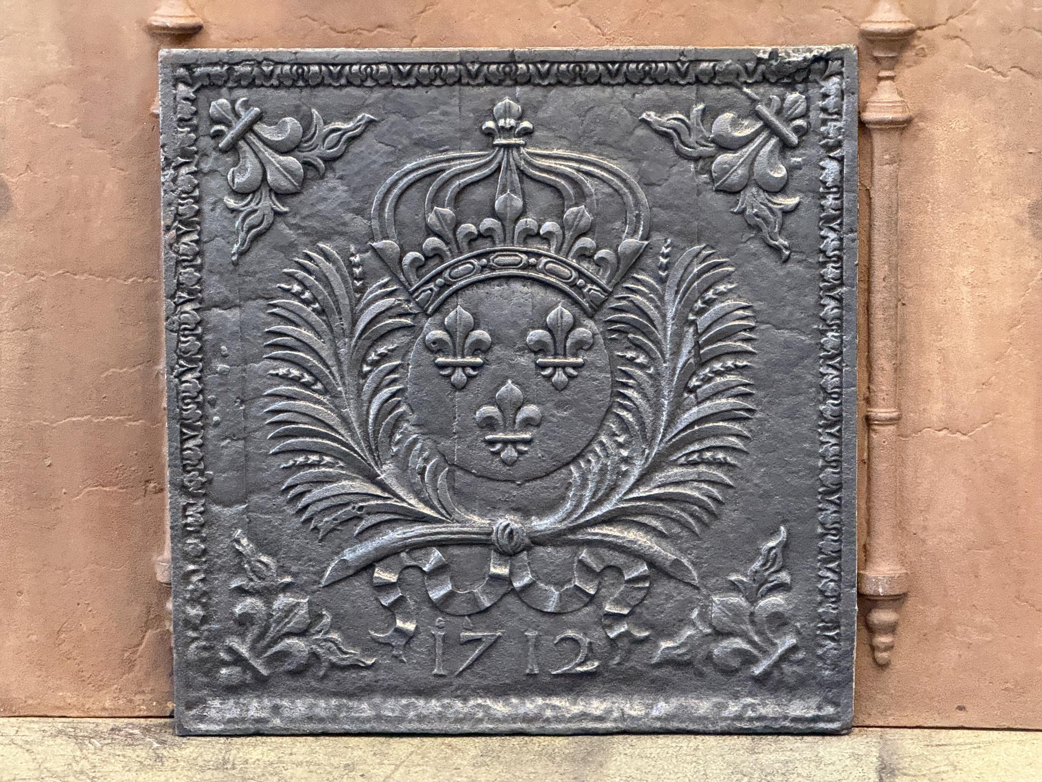 Armoiries de la Maison de Bourbon, maison royale d'origine française devenue une dynastie majeure en Europe. Il a donné des rois à l'Espagne (Navarre), à la France, aux deux Siciles et à Parma. Les rois Bourbons ont gouverné la France de 1589