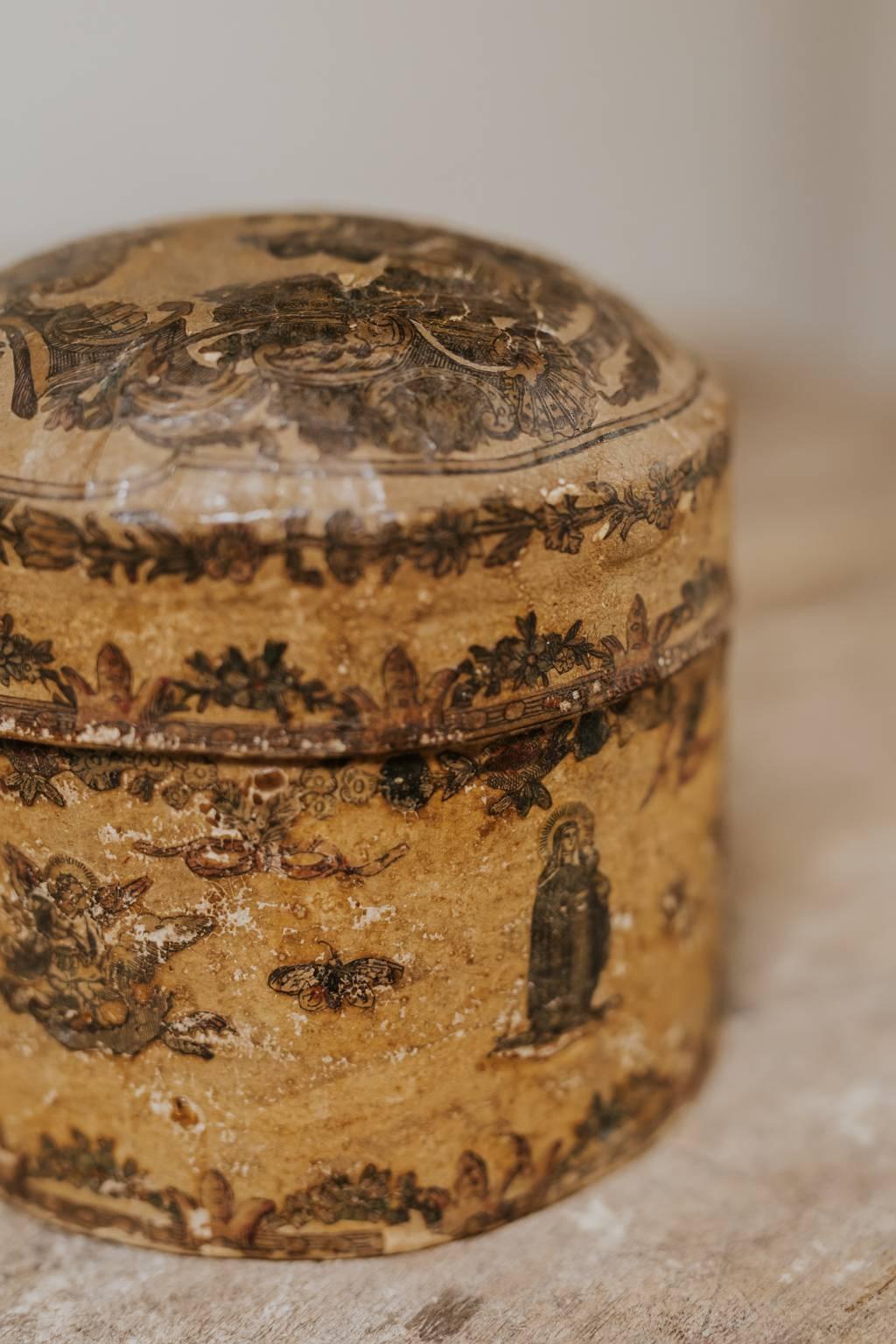 caja veneciana