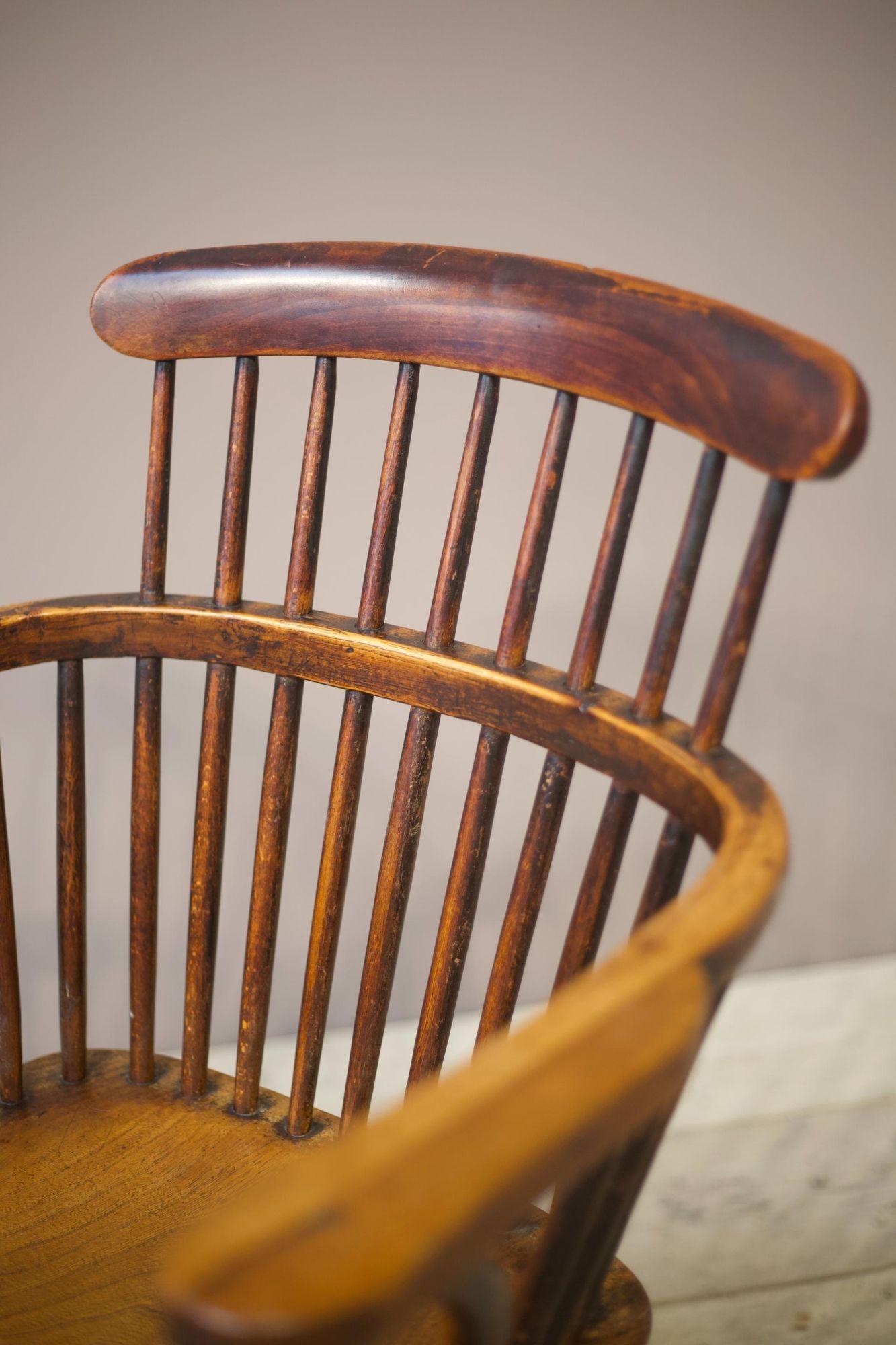18th Century Ash and Elm Comb Back Windsor Chair 2