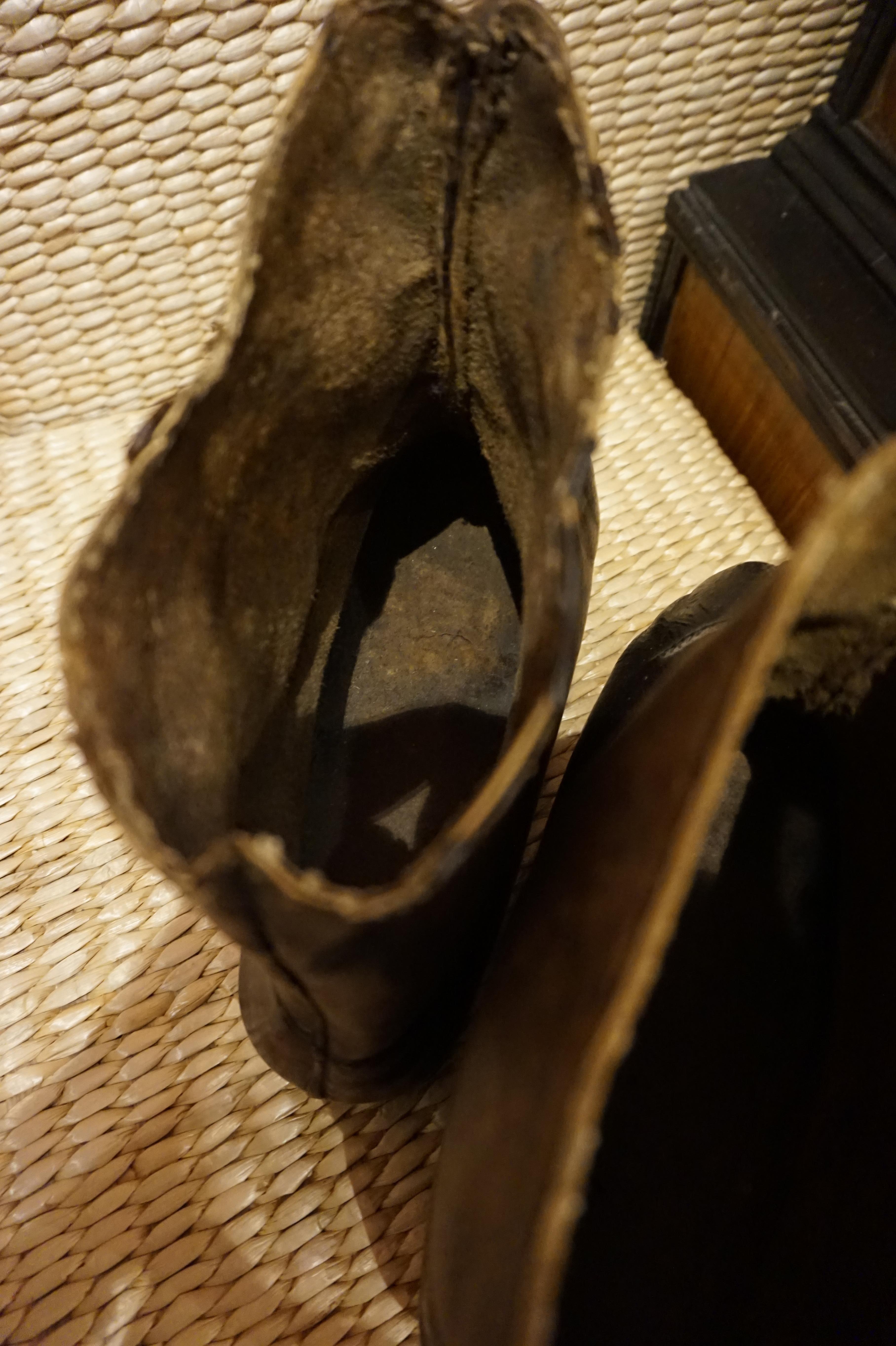 18th Century Asian Voyager's Leather Snow Boots with Metal Studs Objet d'art In Good Condition In Vancouver, British Columbia