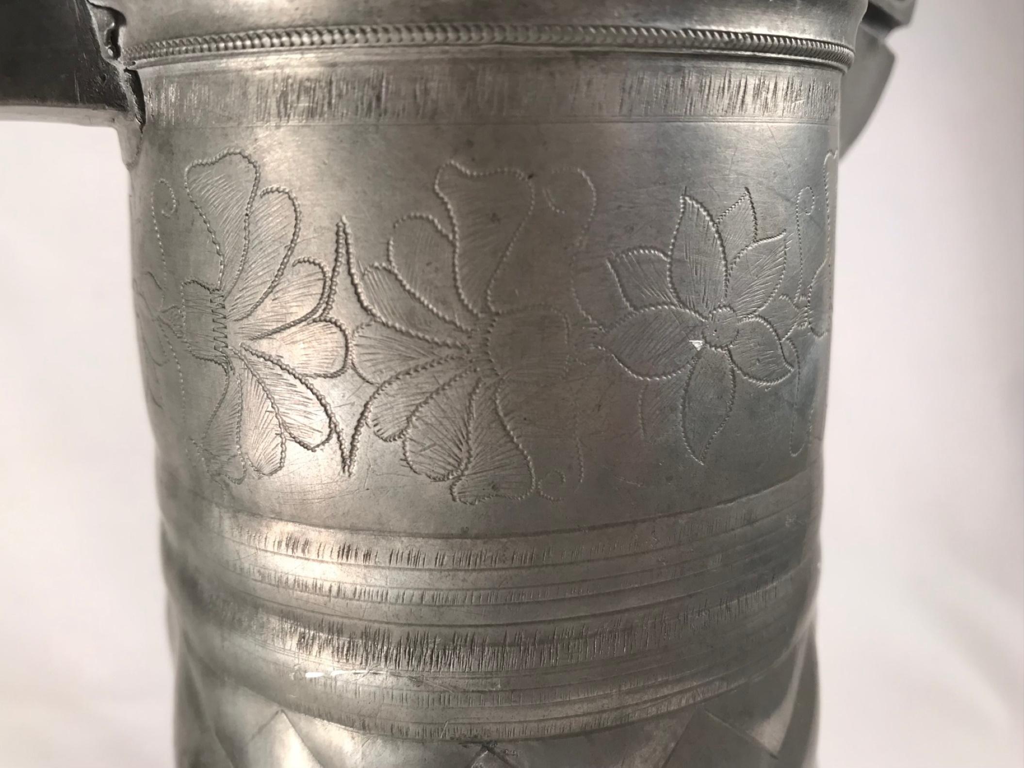 pewter tankard with lid