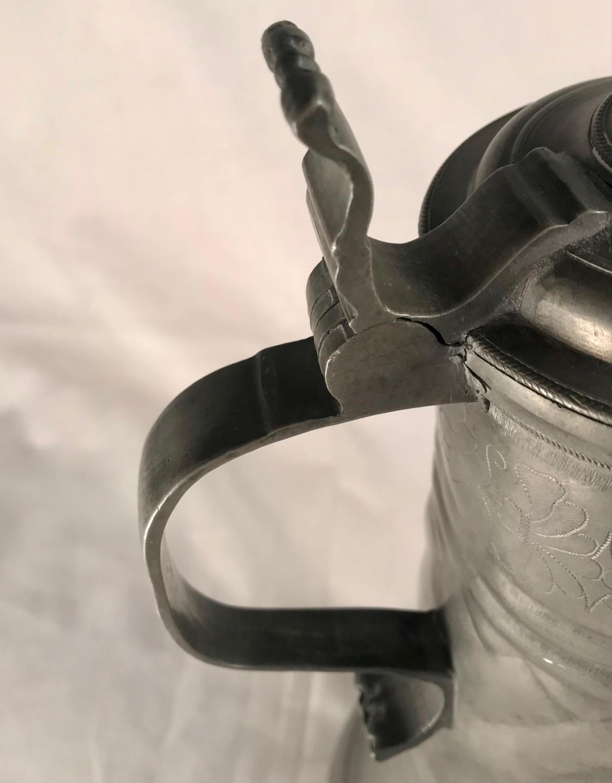 Engraved 18th Century Austrian-Hungarian Pewter Tankard Hinged Lion Lid For Sale