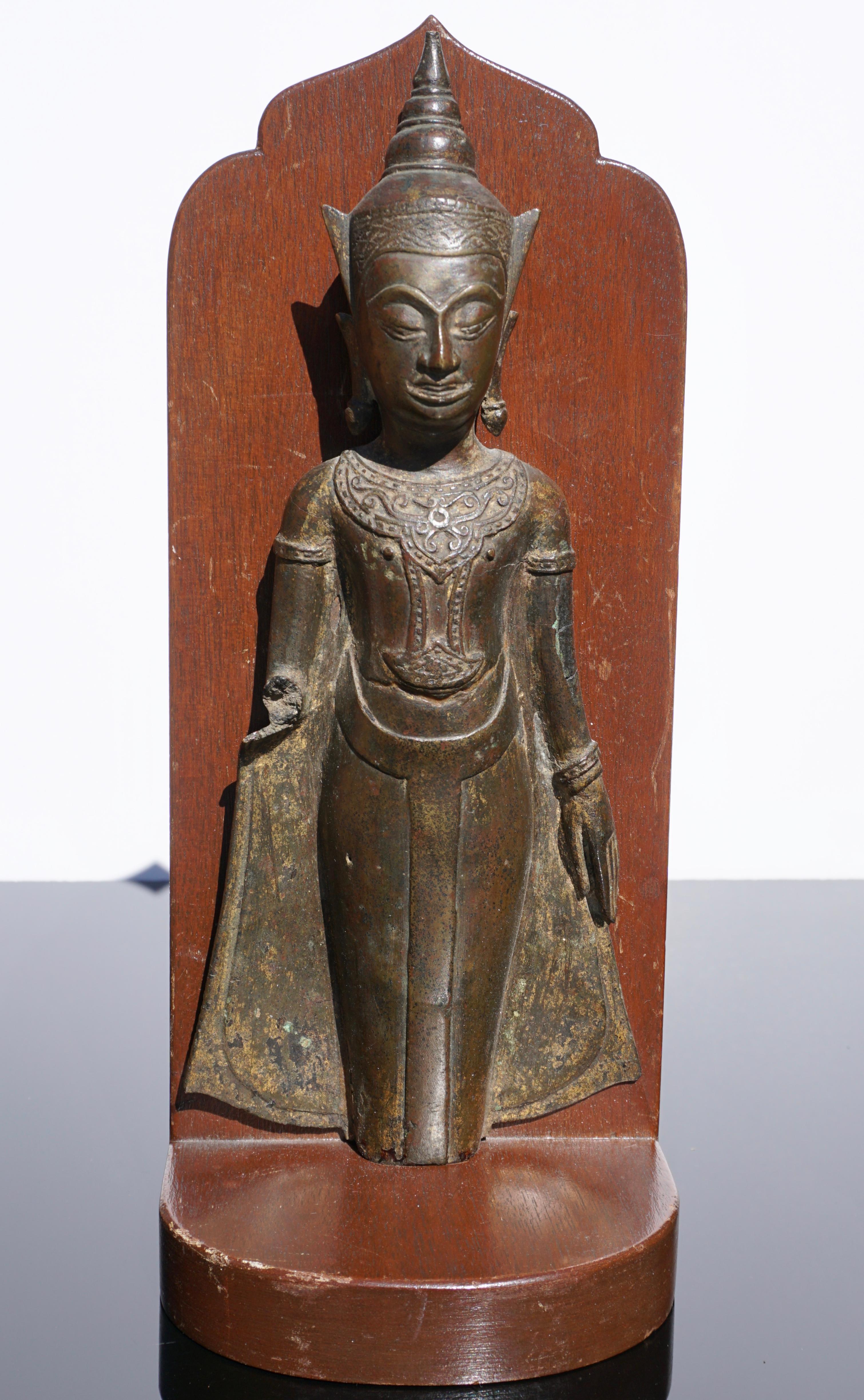 18th Century Ayutthaya Thai Bronze Buddha Bookends In Fair Condition In Dallas, TX