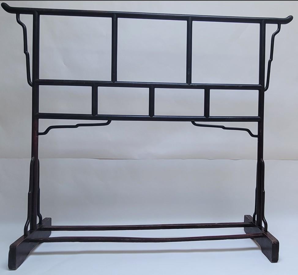 Chinese 18th Century Baimu Cloth Rack For Sale