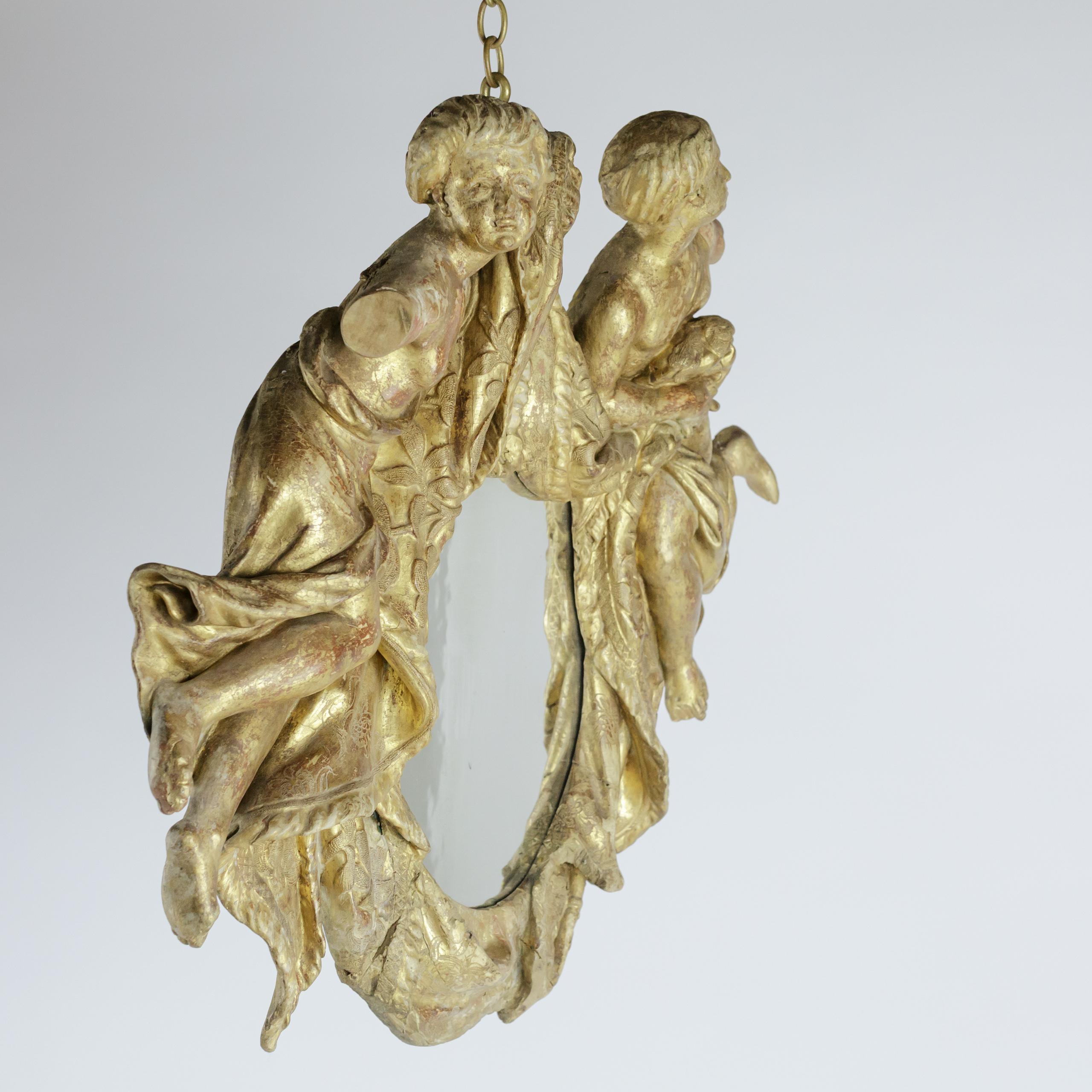 Miroir baroque du 18e siècle en bois sculpté et doré en vente 5