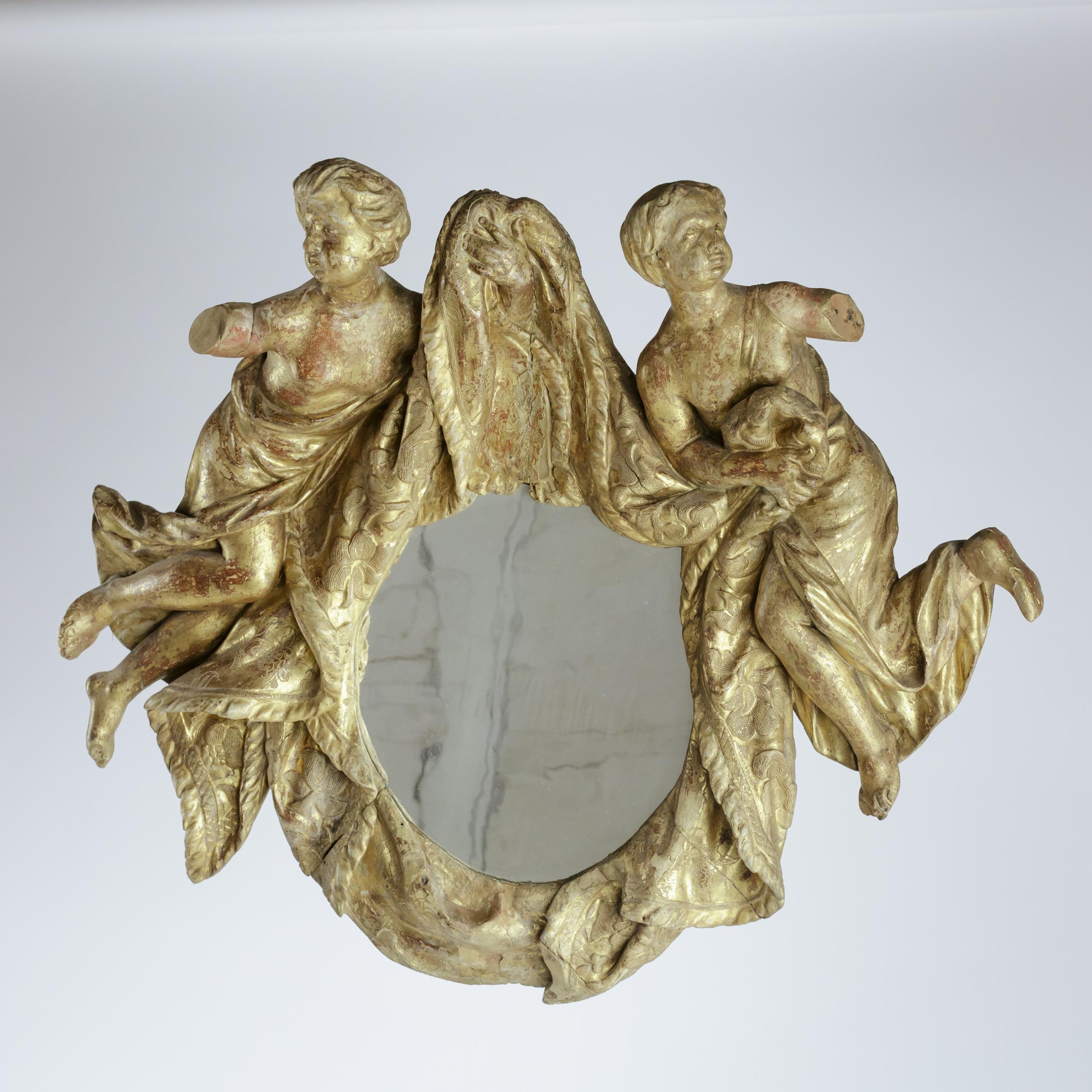Baroque Miroir baroque du 18e siècle en bois sculpté et doré en vente
