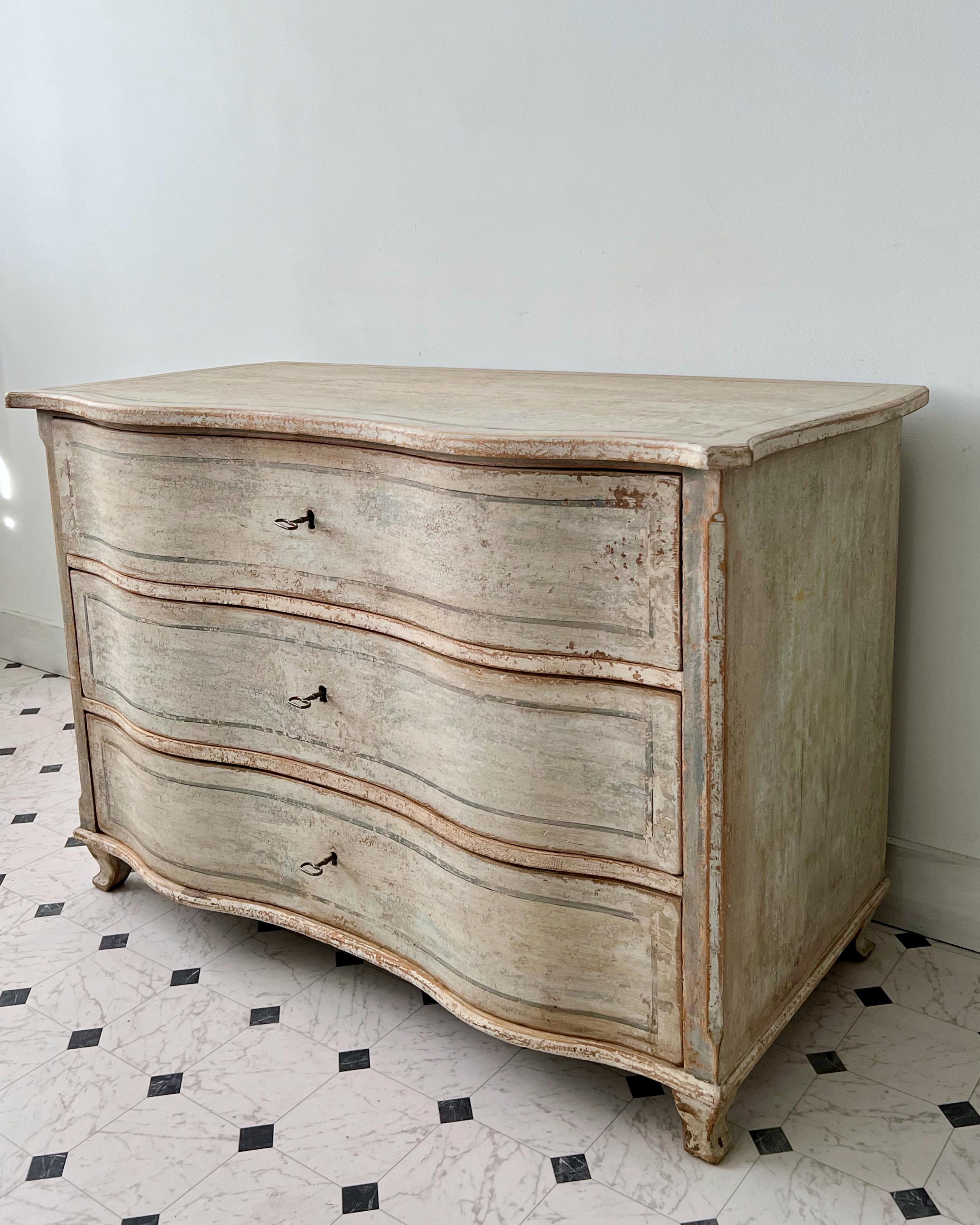 German 18th Century Baroque Chest of Drawer For Sale