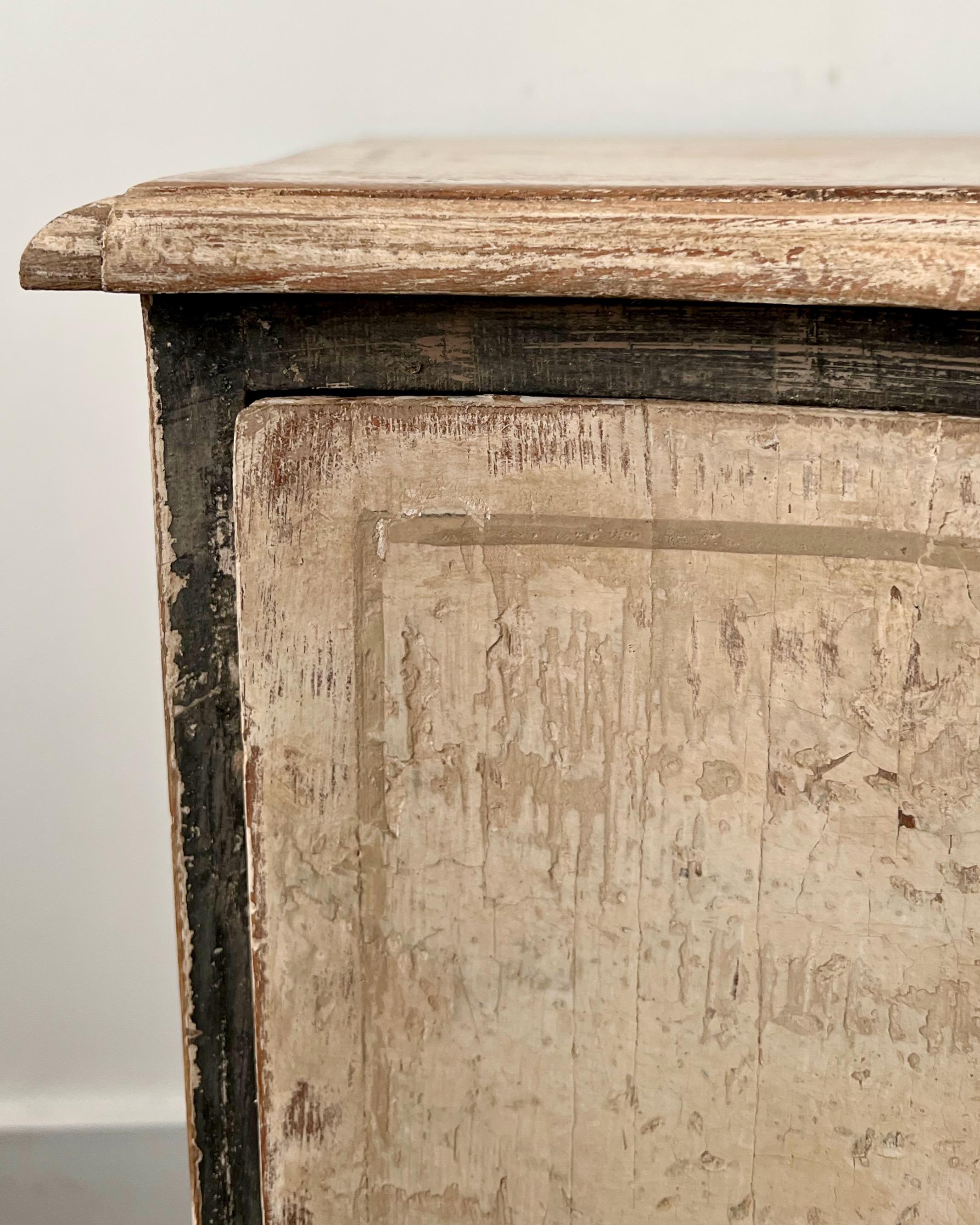 Fino al XVIII secolo Cassettone barocco del XVIII secolo in vendita