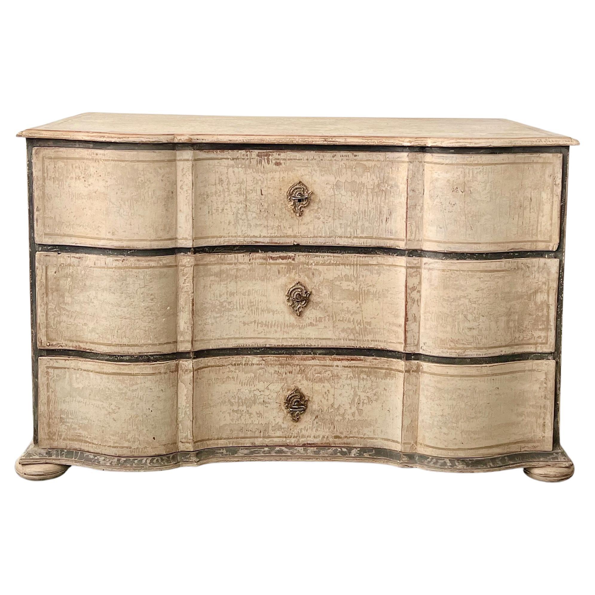 18th Century Baroque Chest of Drawer For Sale