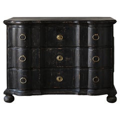 Vintage 18th Century, Baroque Chest of Drawers 