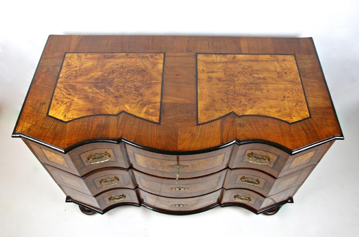 Inlay 18th Century Baroque Chest Of Drawers, Nutwood/ Maple, Austria circa 1770 For Sale