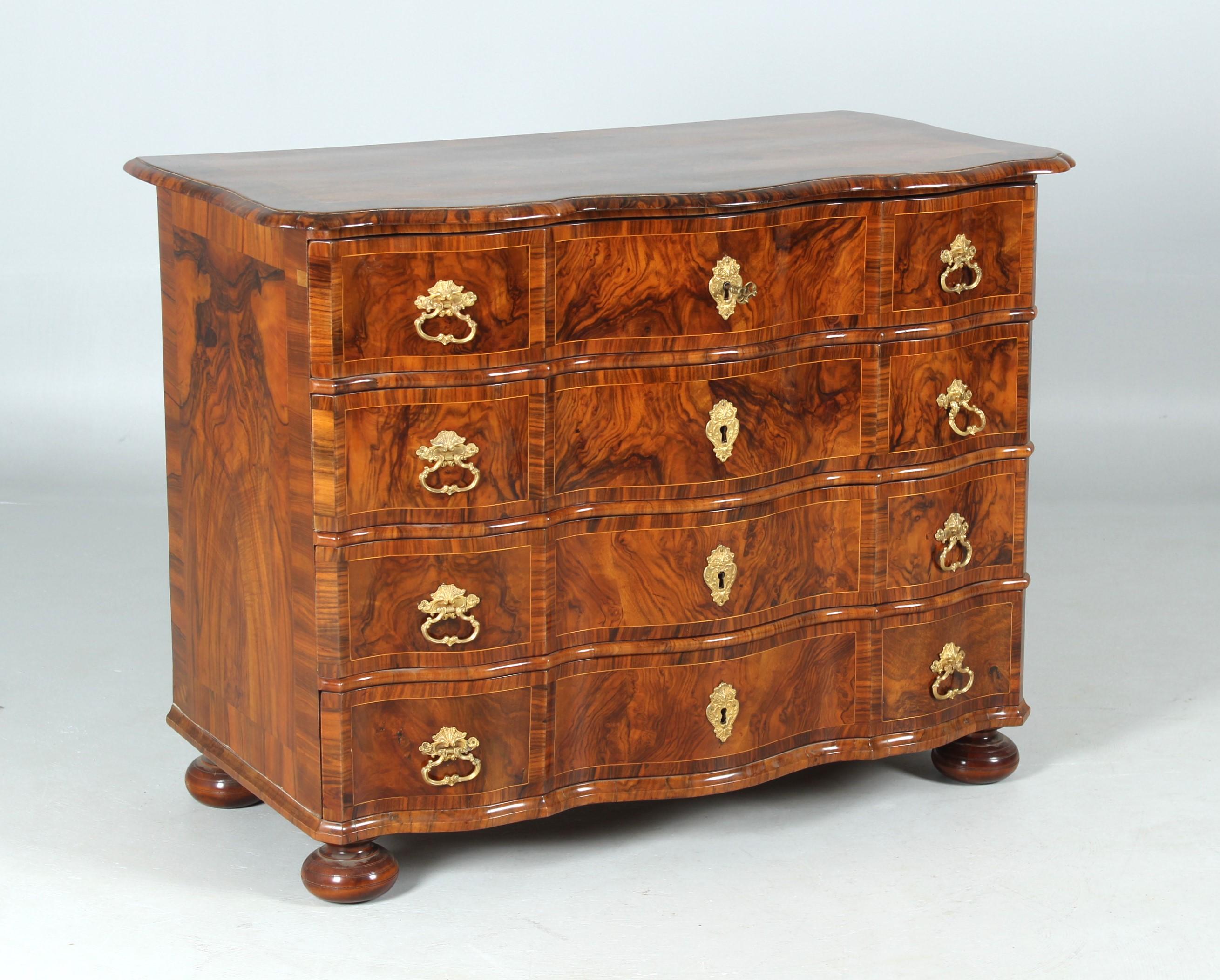 18th Century Baroque Chest of Drawers, Walnut 1