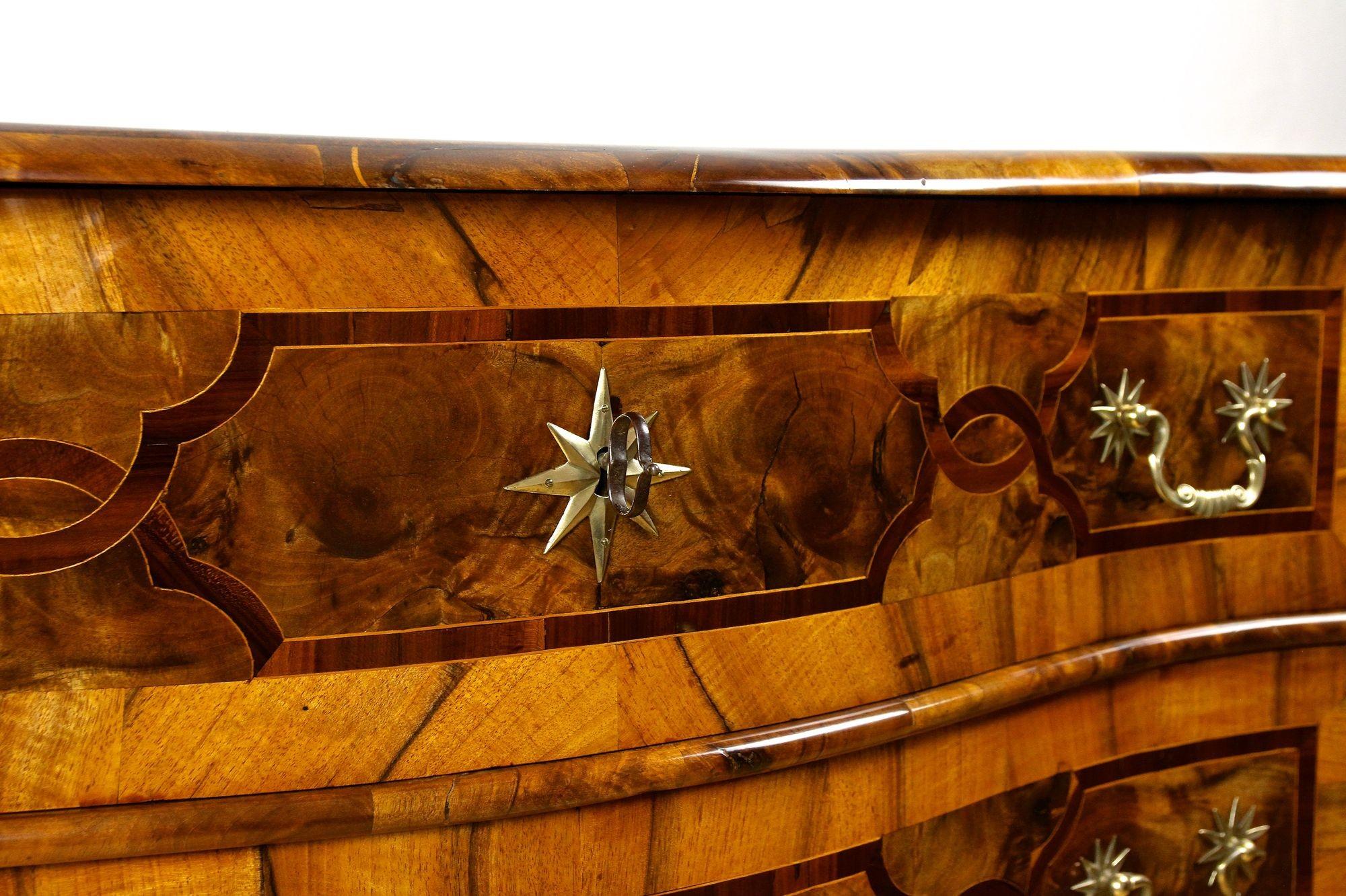 18th Century Baroque Chest of Drawers with Marquetry Works, Germany circa 1760 9