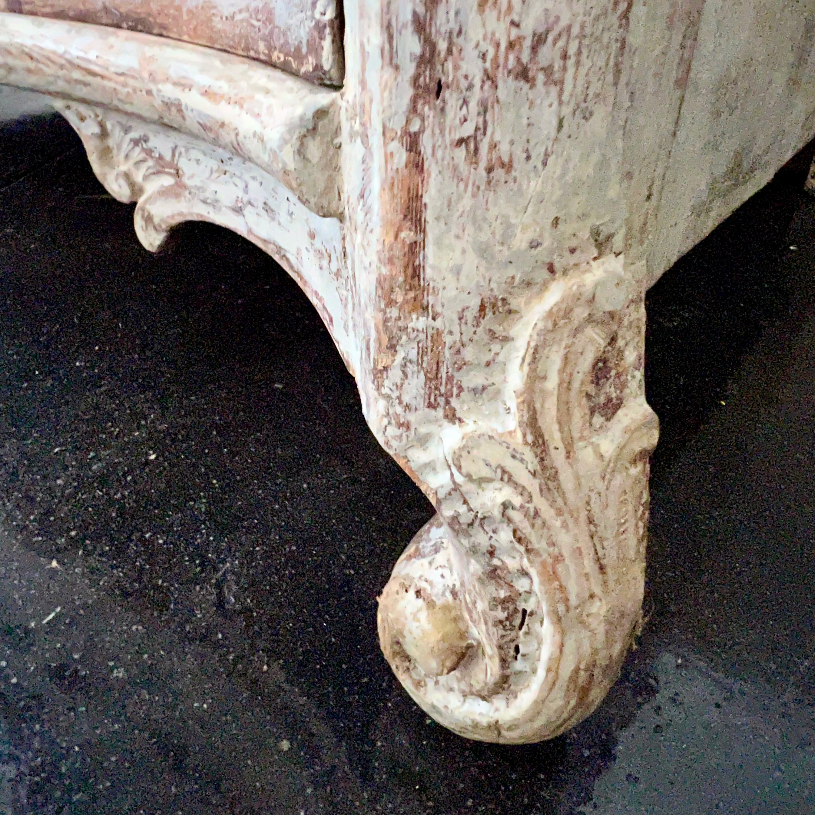 18th Century Baroque Commode For Sale 10