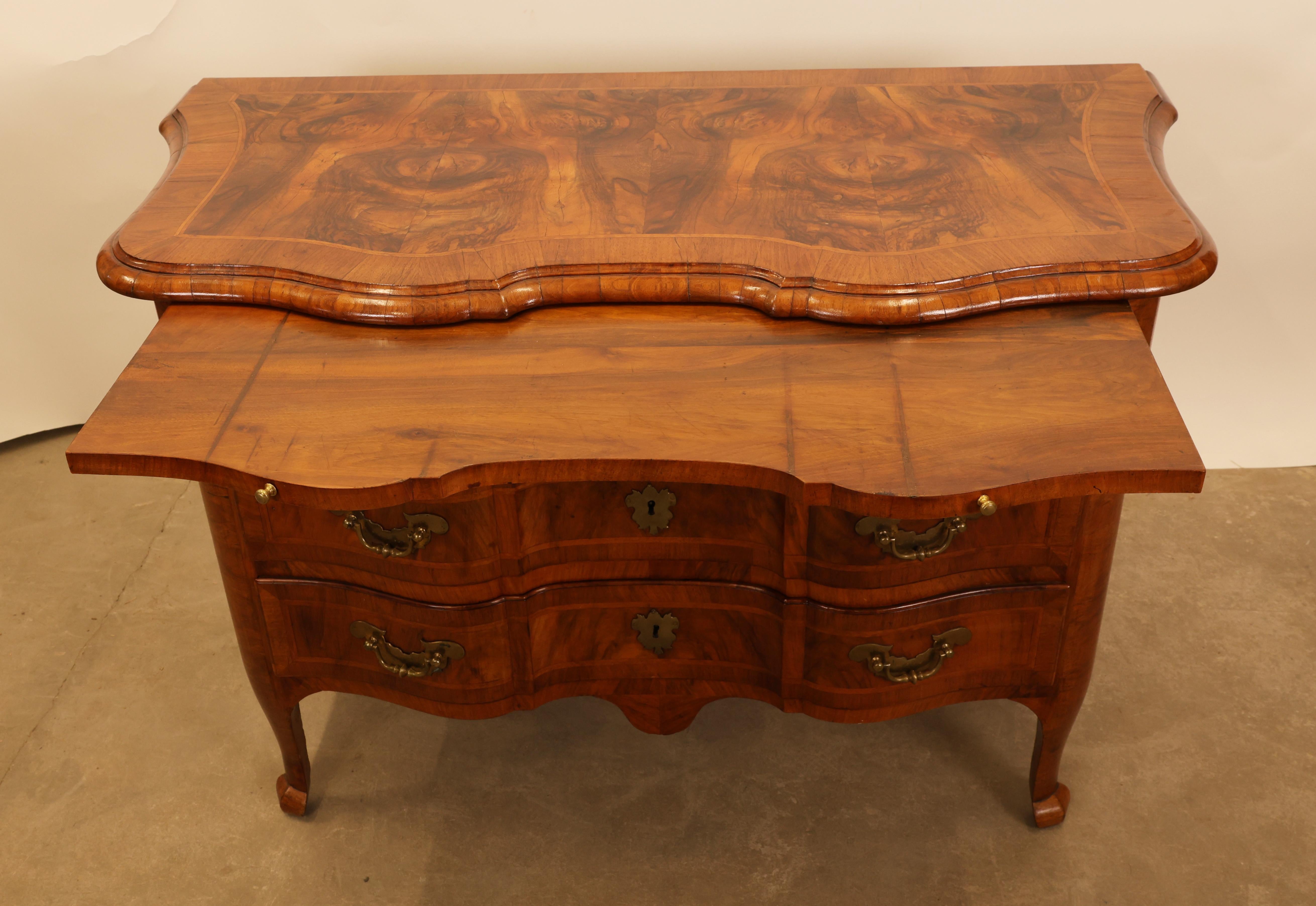 Veneer 18th Century Baroque Commode For Sale