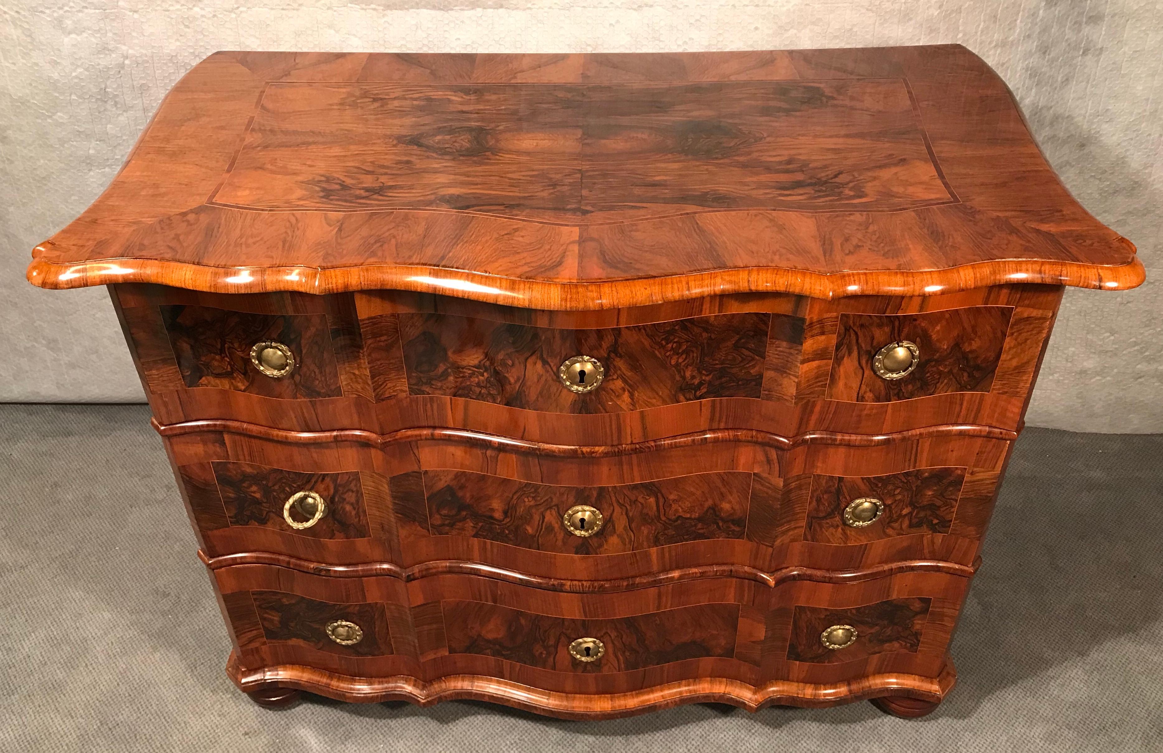 18th Century Baroque Commode, Germany, 1750-1760 In Good Condition For Sale In Belmont, MA