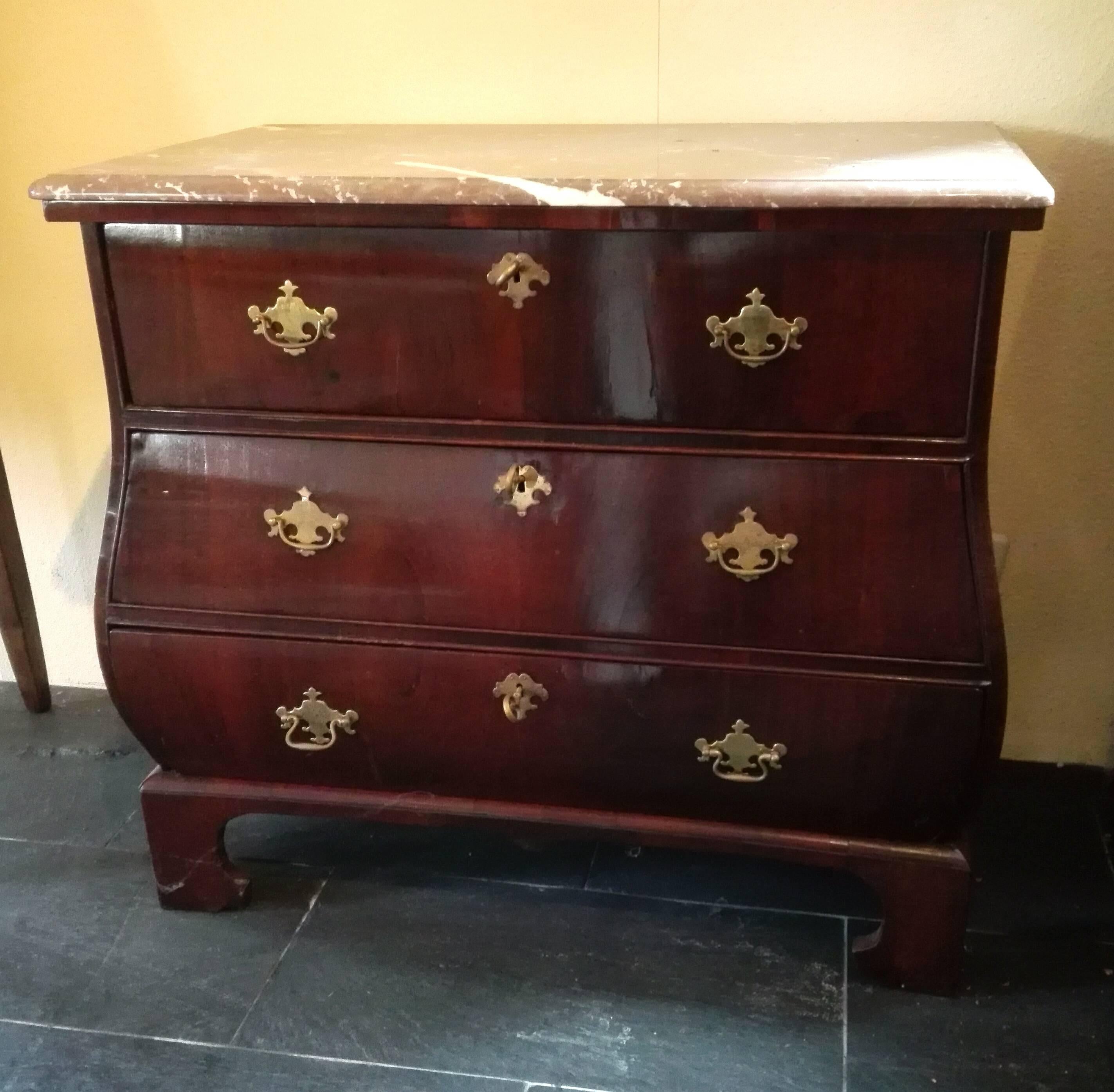 Baltic 18th Century Baroque Cuba Mahogany Bombed Chest of Drawers Marble Plate For Sale