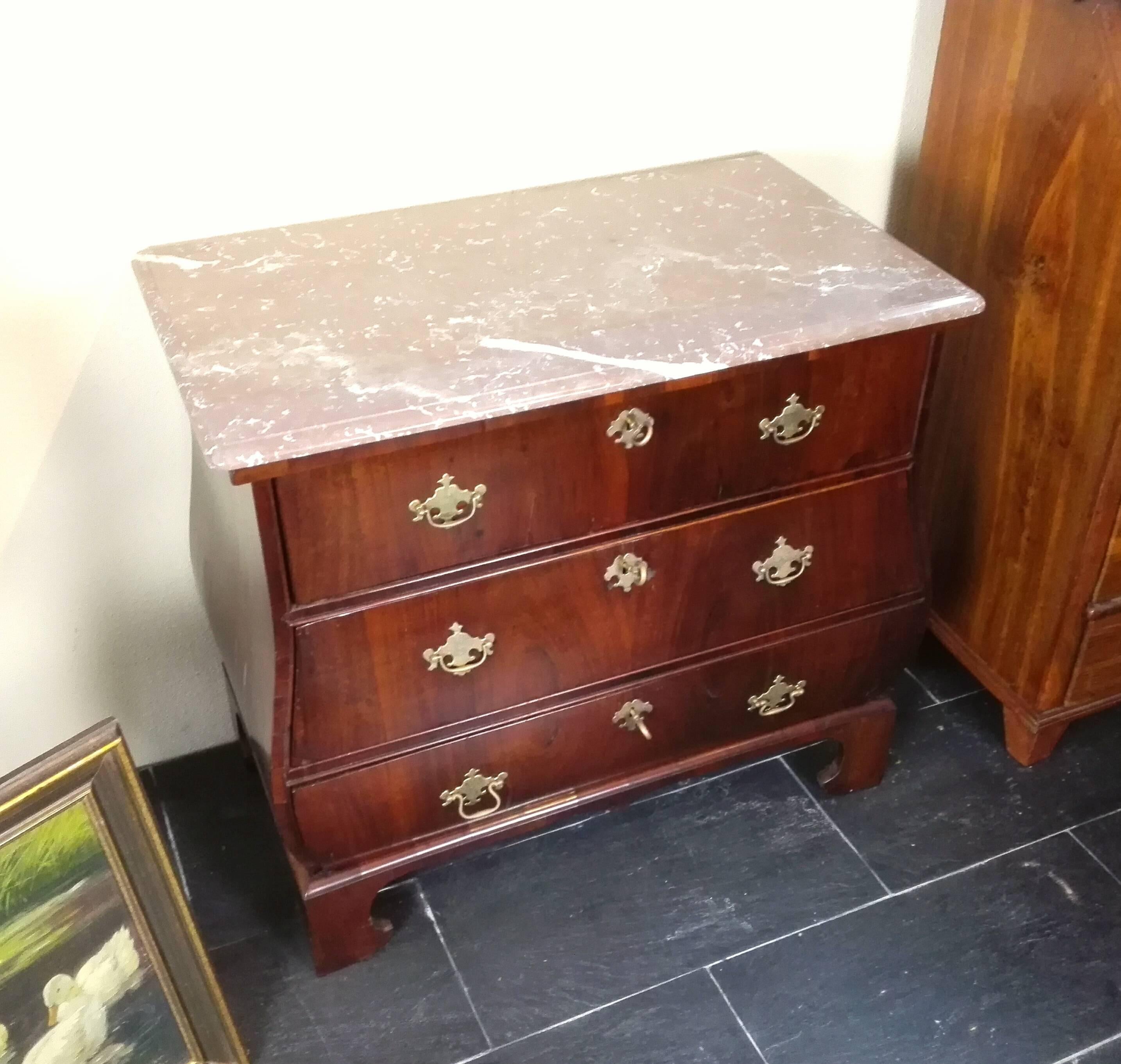 Polished 18th Century Baroque Cuba Mahogany Bombed Chest of Drawers Marble Plate For Sale