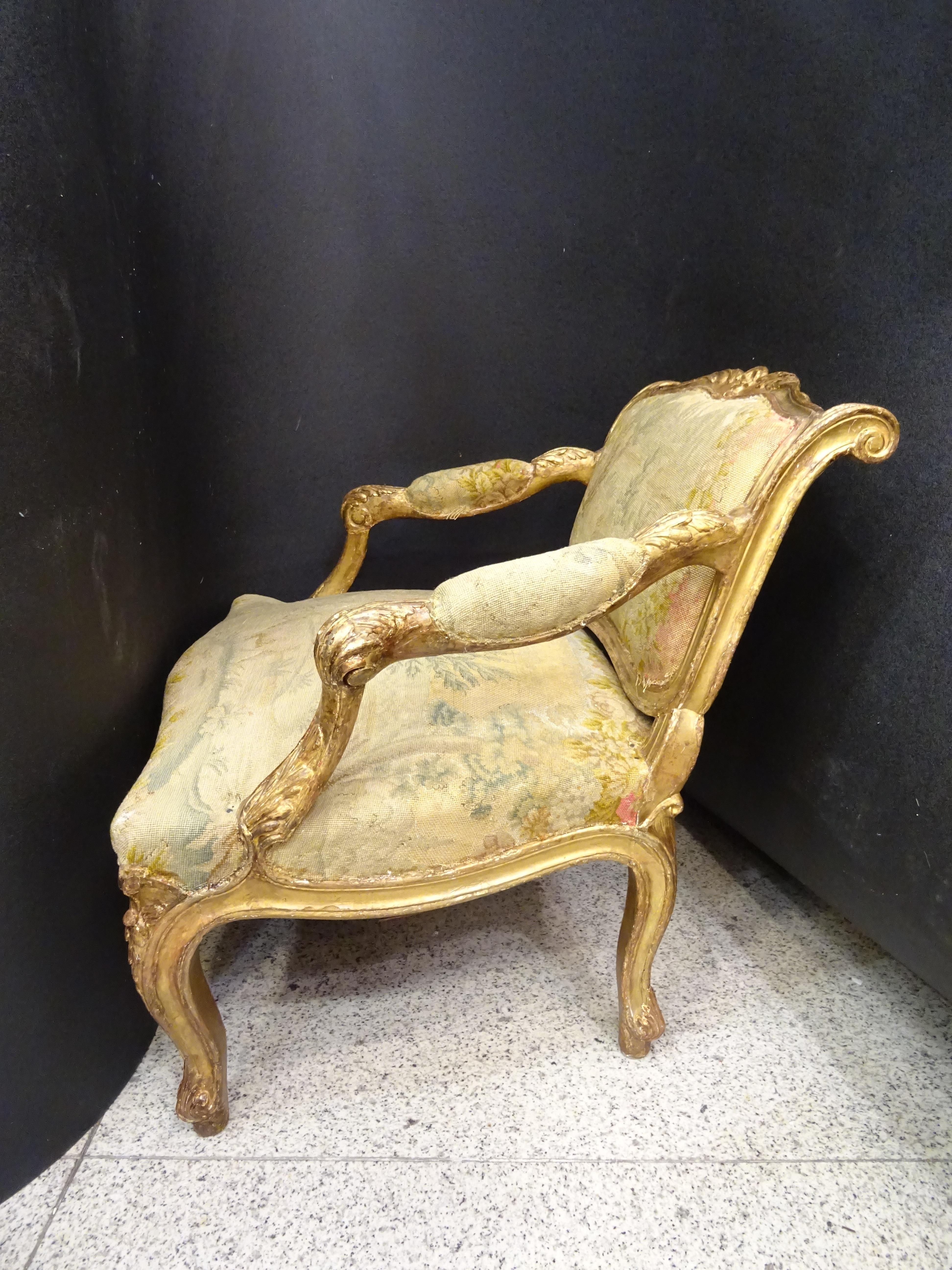 18th  Baroque French Armchair Carved and Gilded Wood , with Tapestry 6