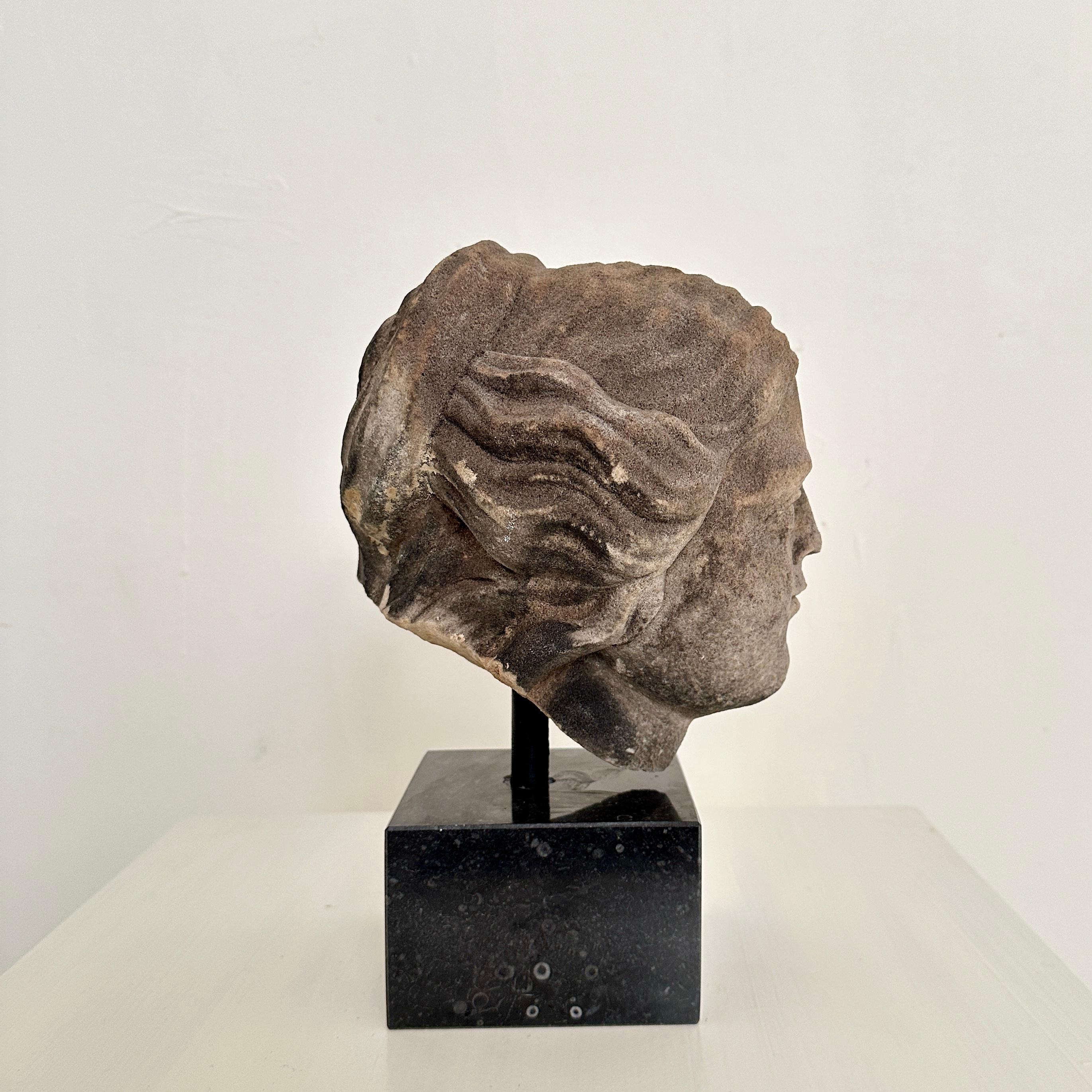 18th Century Baroque Grey Sandstone Head of a Woman on Marble Base, Around 1780 For Sale 3