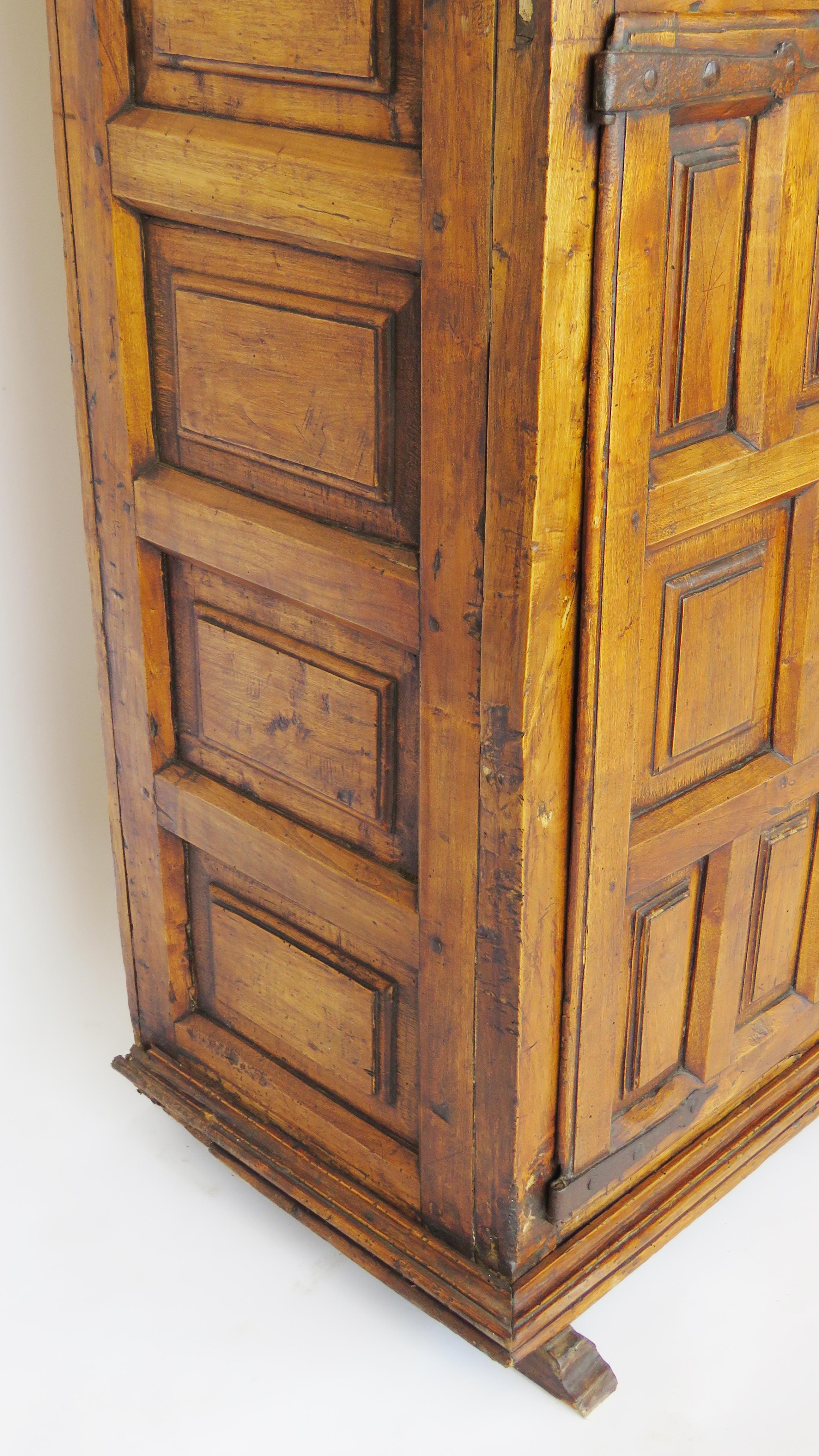 18th Century Baroque Larder Cabinet For Sale 4