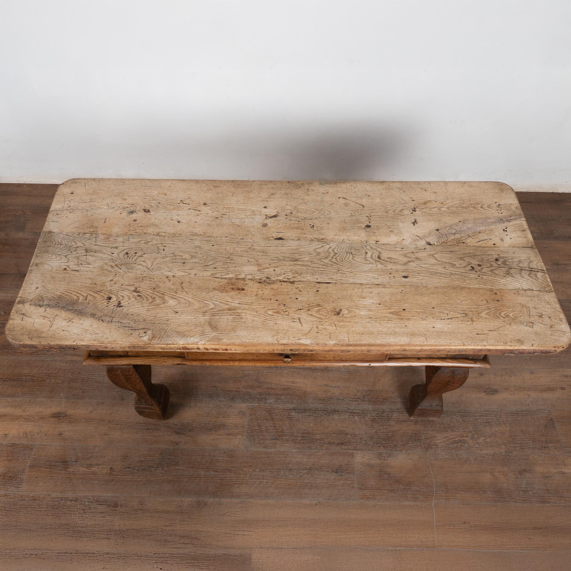 18th Century Baroque Oak Library Console Table with One Drawer For Sale 1
