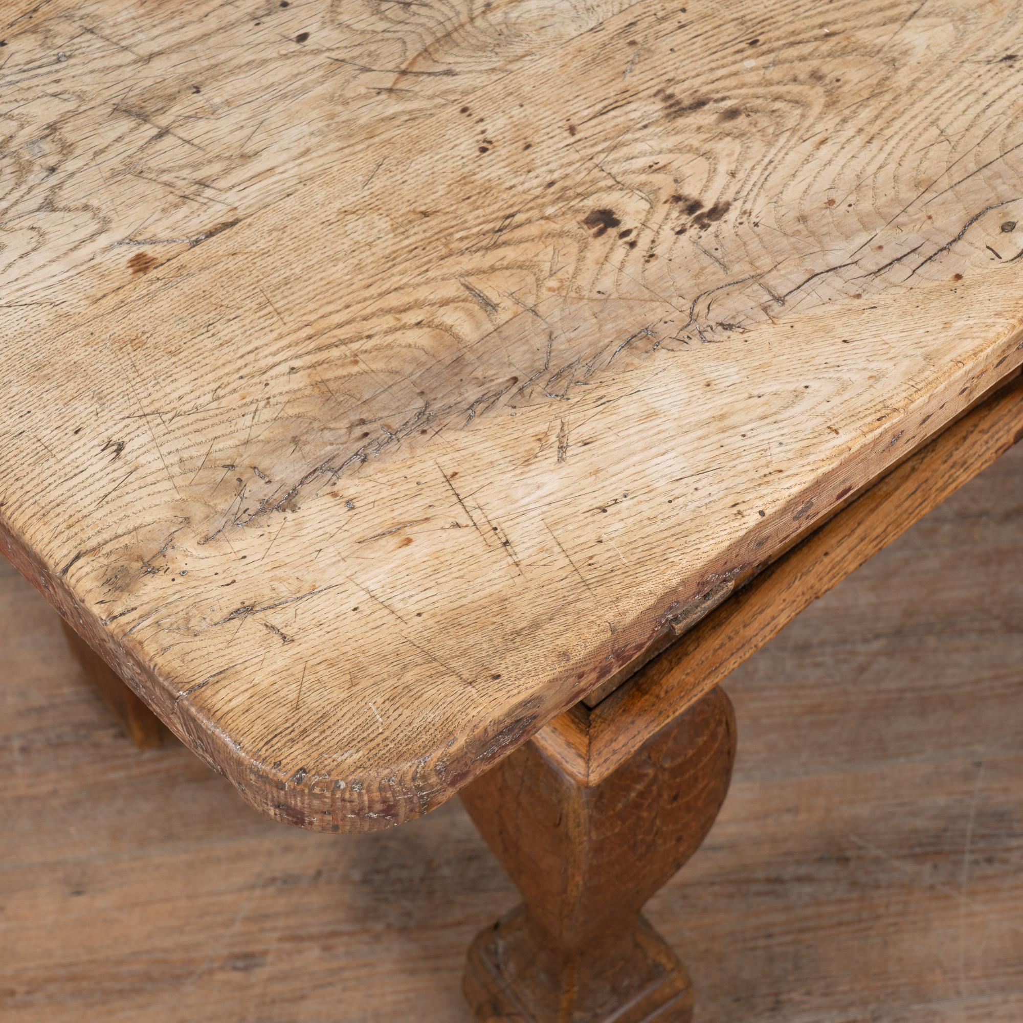 18th Century Baroque Oak Library Console Table with One Drawer For Sale 3
