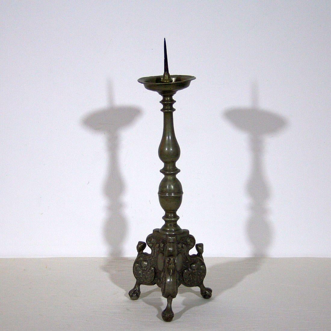 18th Century Baroque Pewter Candlestick with Angels In Good Condition In Buisson, FR