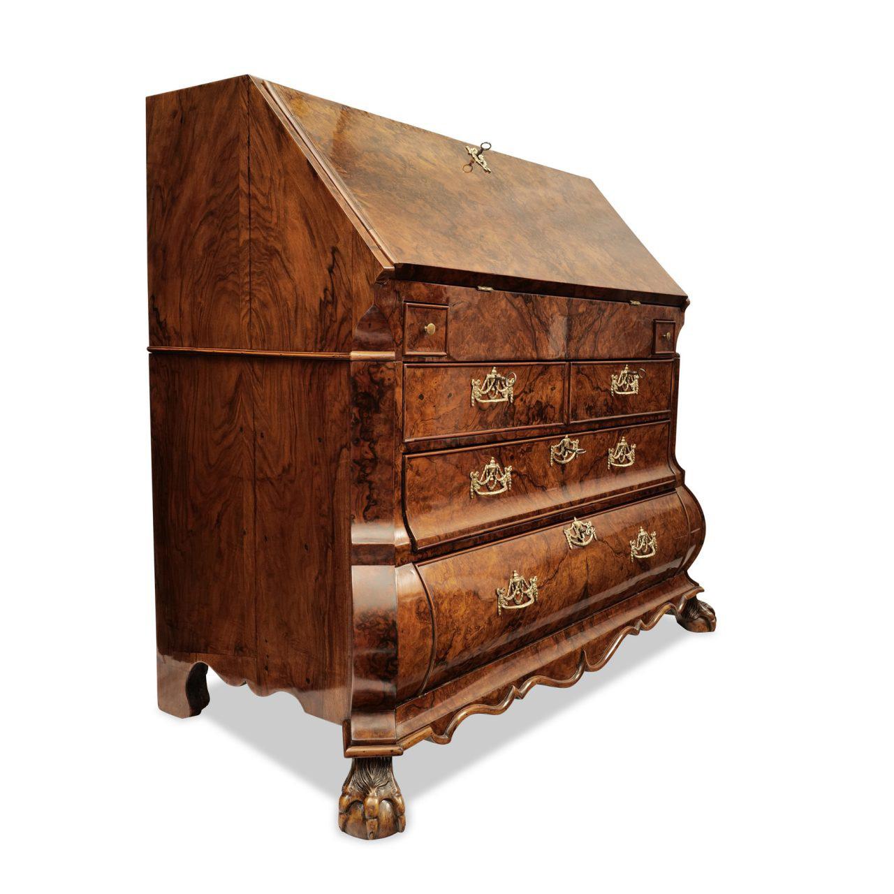 18th Century Baroque Secretaire Netherlands Nutwood For Sale 4