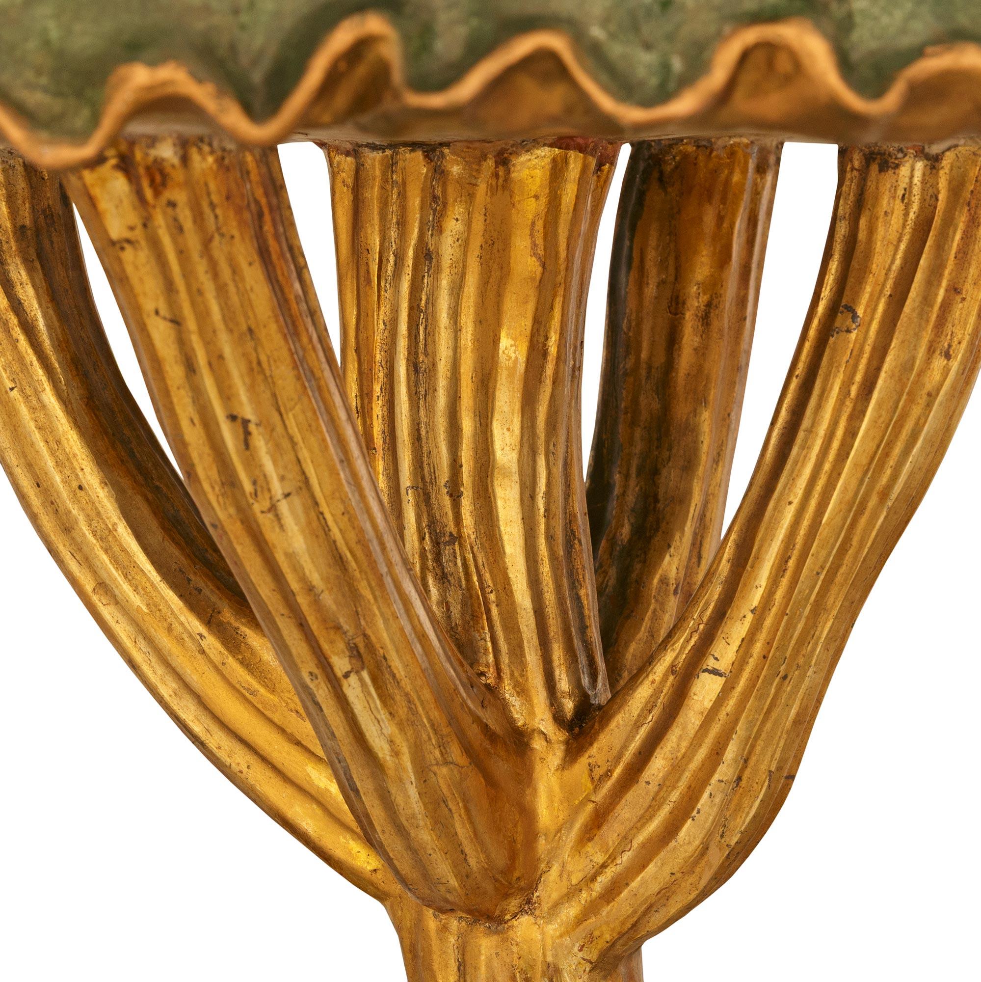 Table d'appoint en bois patiné et Wood Wood du 18e siècle, de style baroque Bon état - En vente à West Palm Beach, FL