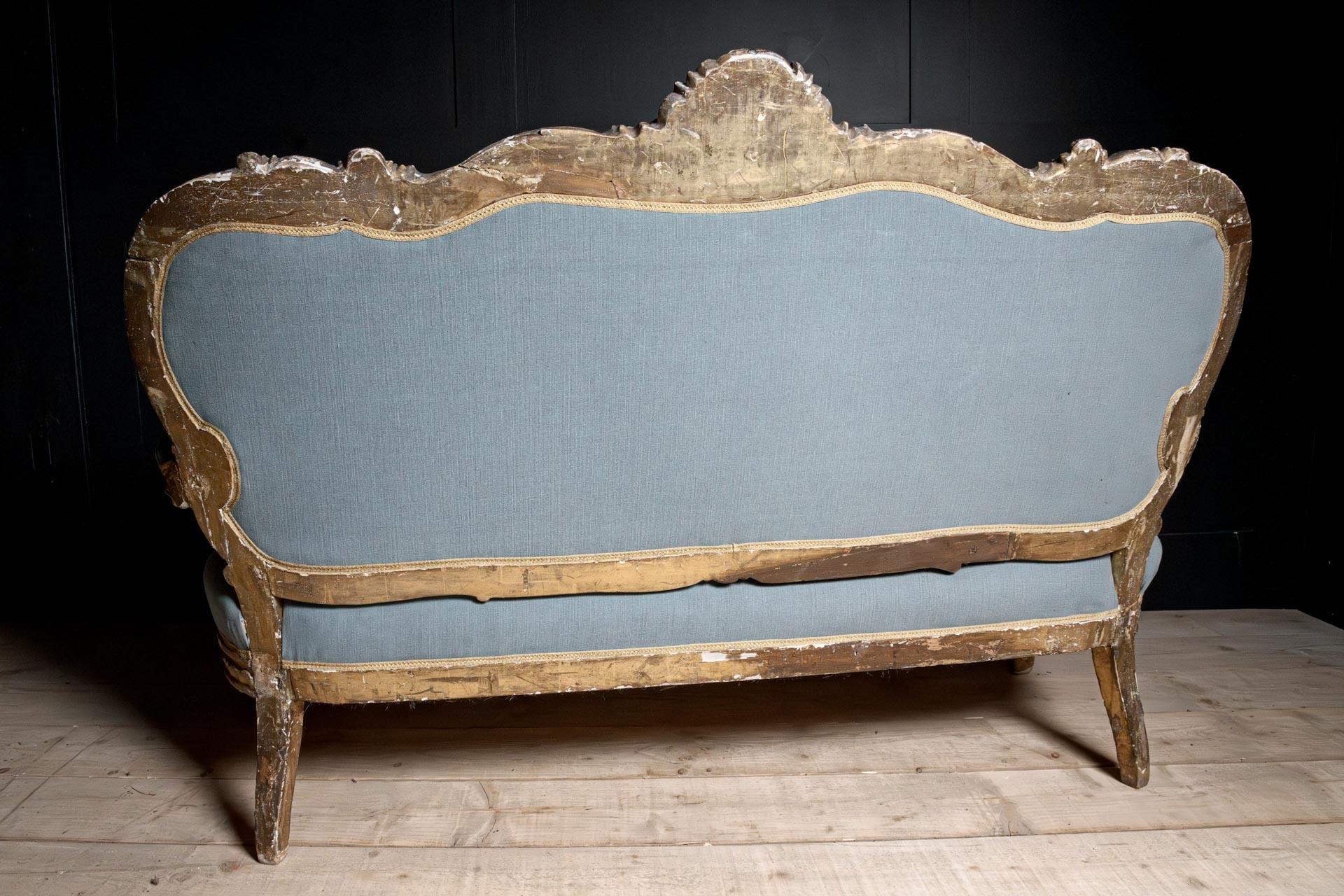 Canapé de salon italien provincial du 18ème siècle de style baroque en vente 5