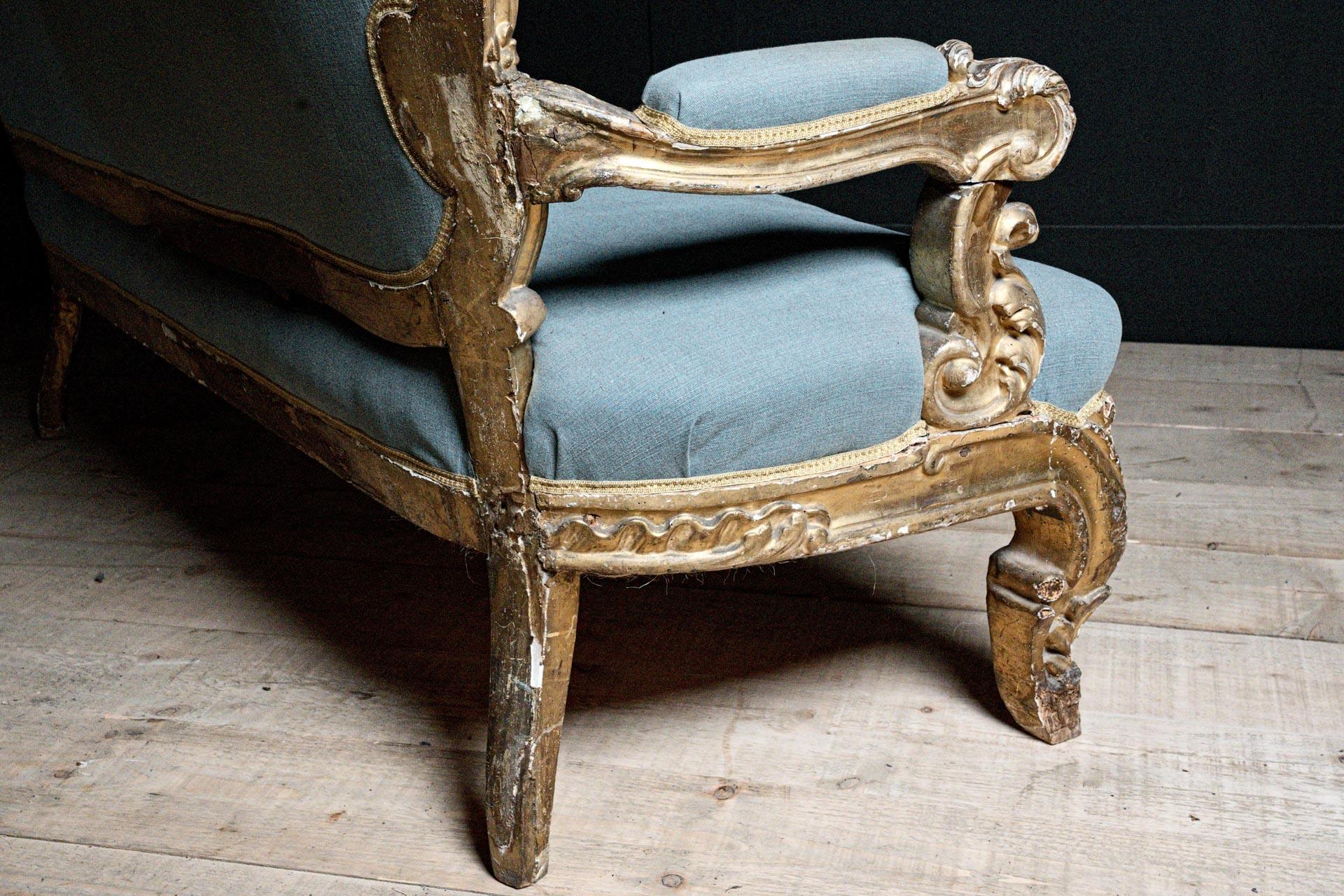 Canapé de salon italien provincial du 18ème siècle de style baroque en vente 6