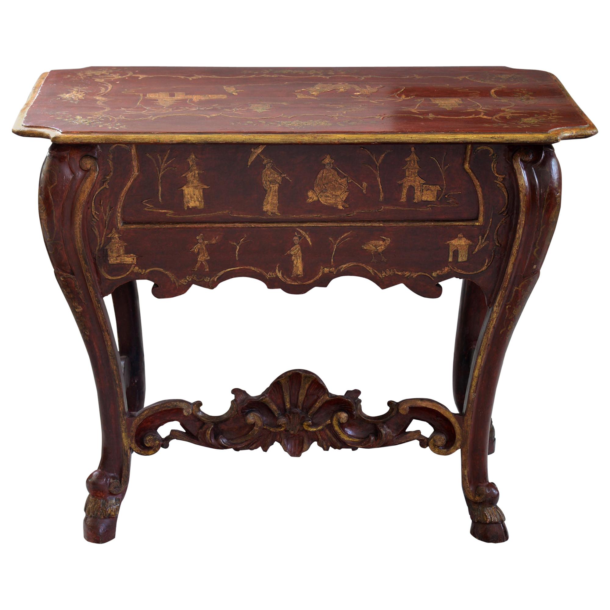 Mesa de centro barroca veneciana del siglo XVIII pintada y lacada en rojo
