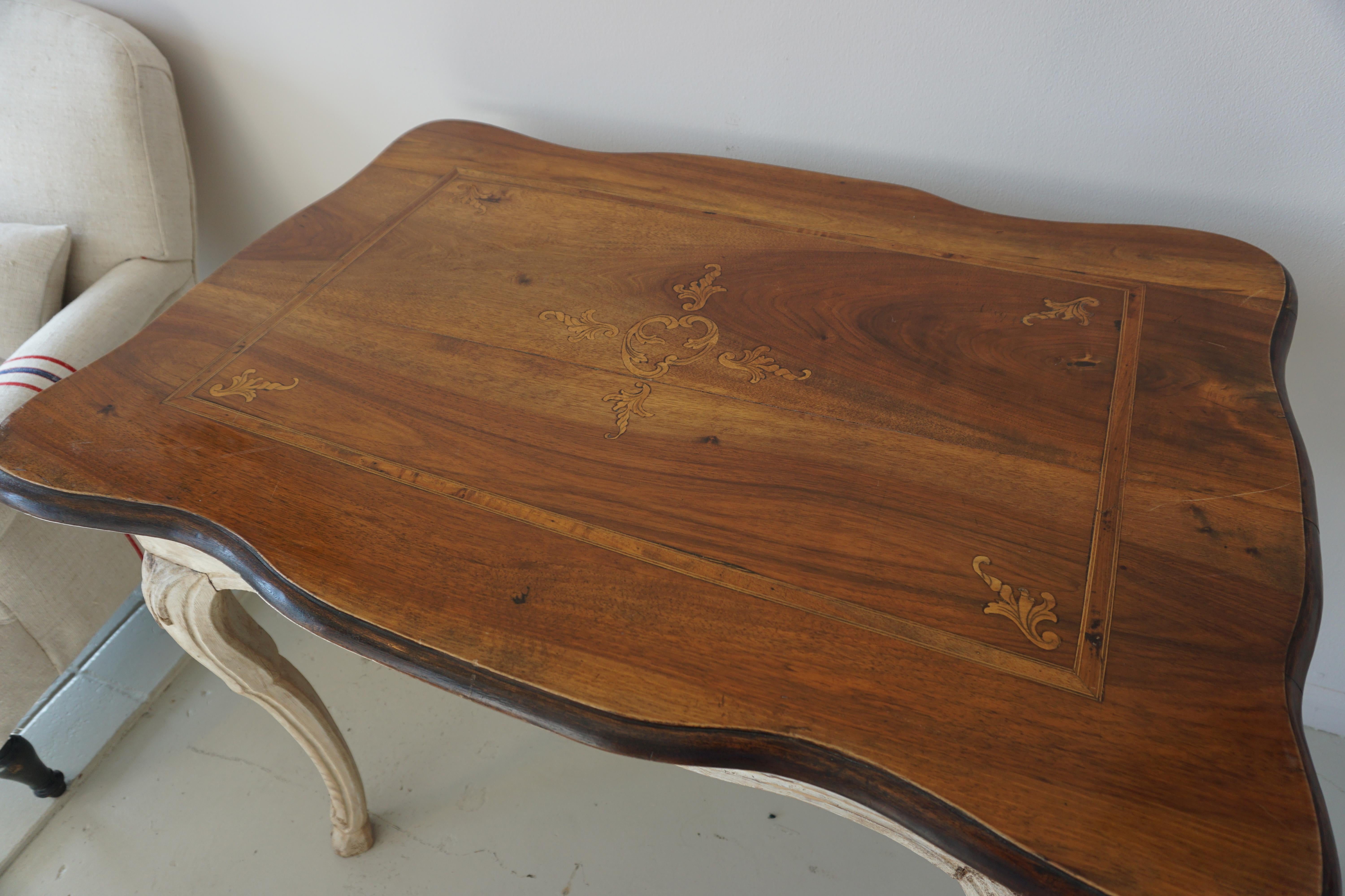 Hand-Crafted 18th Century Light-Brown German Baroque Walnut Side Table from Schloss Mainau