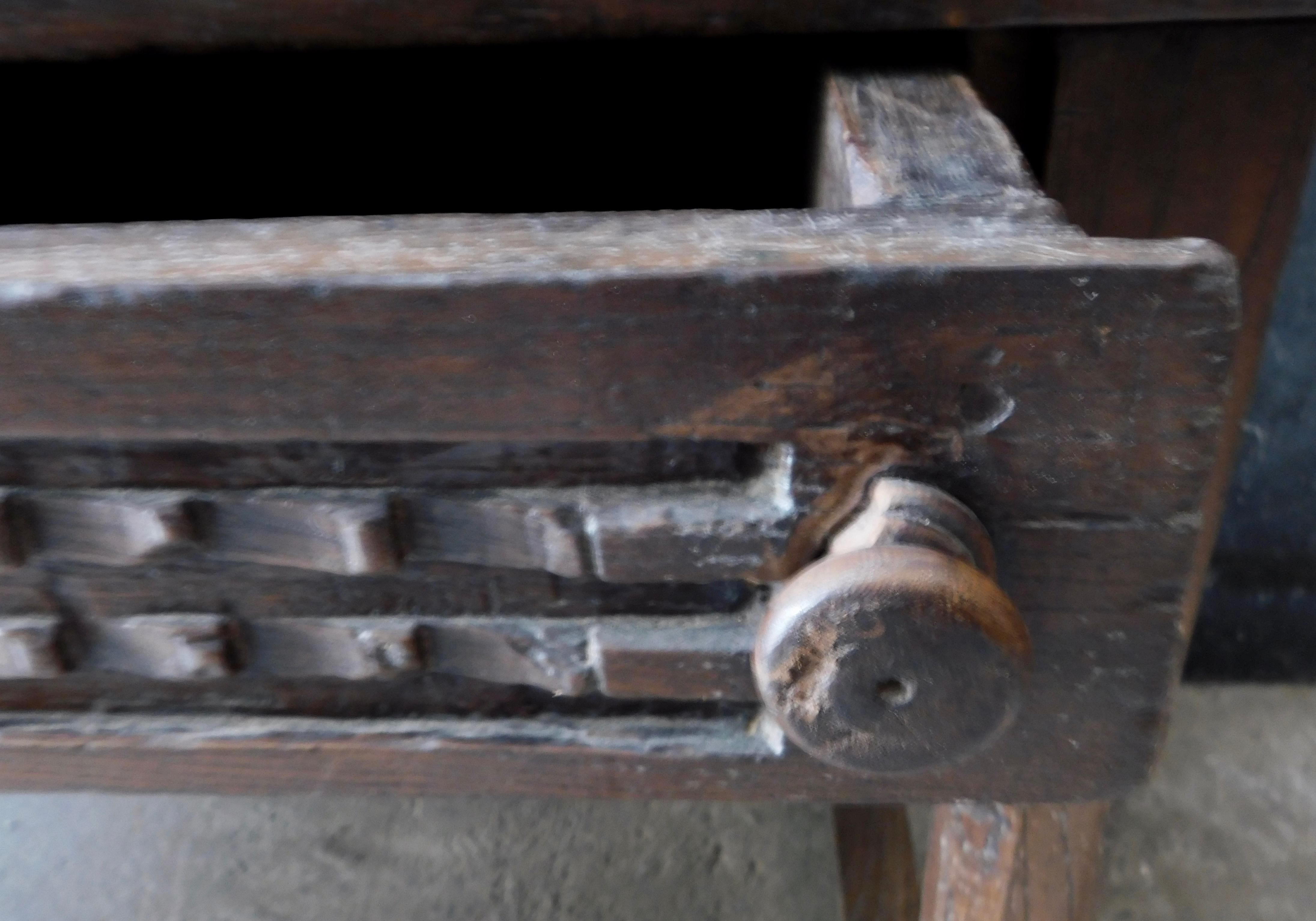 18th Century Basque Dark Oak Refectory Table with Two Drawers For Sale 6