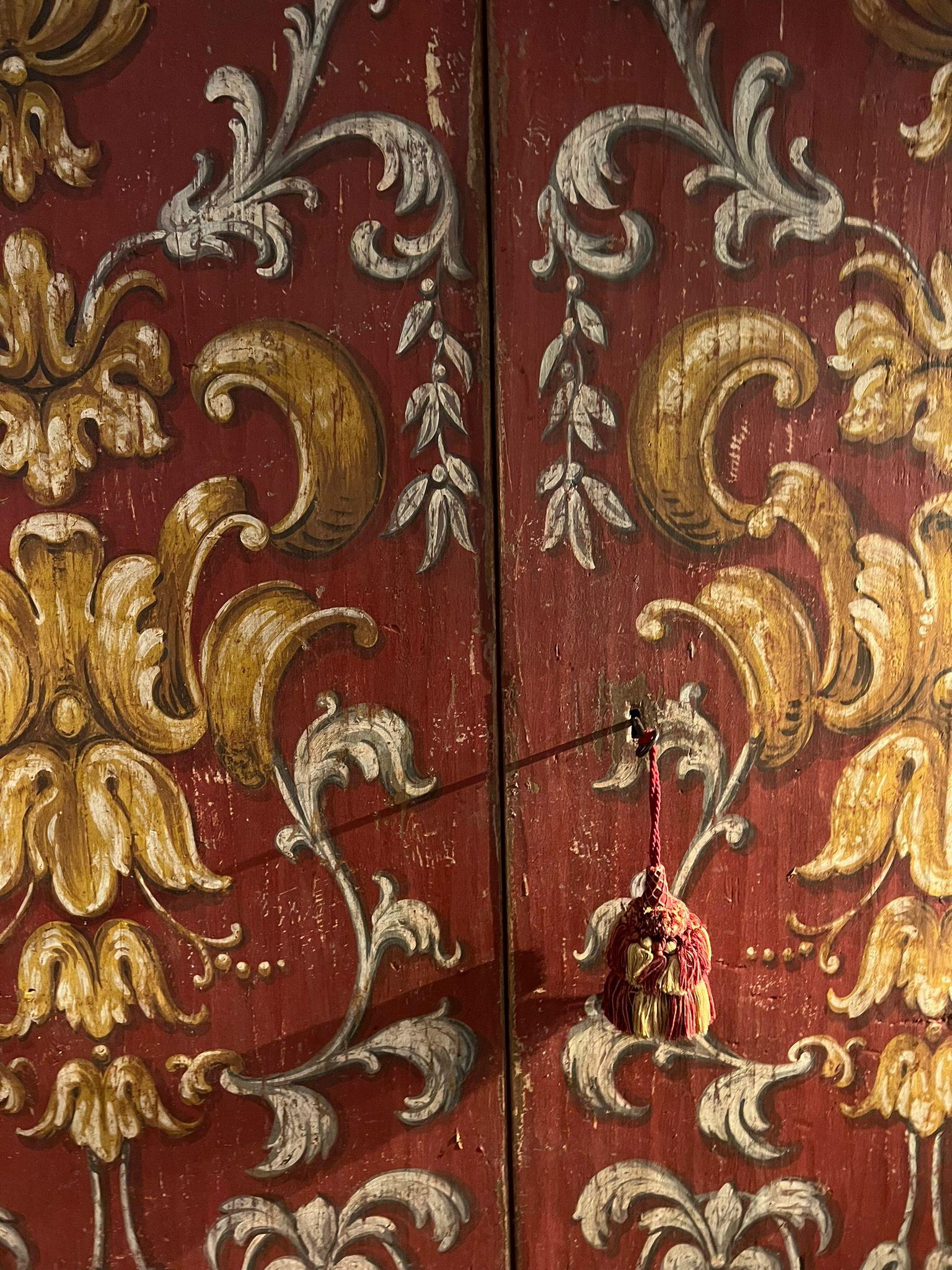 18th Century and Earlier xVIIIe siècle Très beau meuble provenant d'un couvent en vente