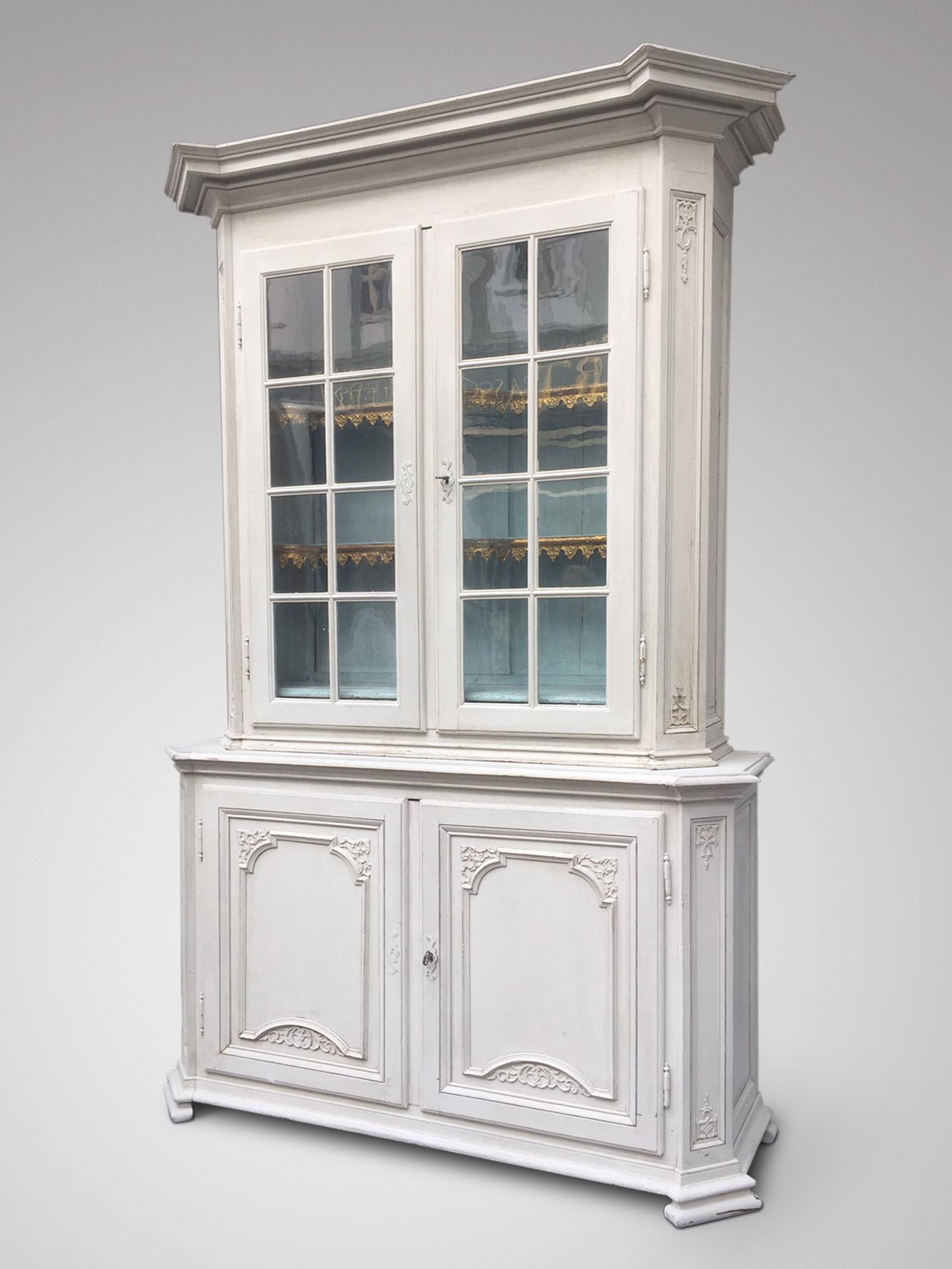 18th Century and Earlier 18th Century, Belgian Liègeois Painted Oak Display Cabinet
