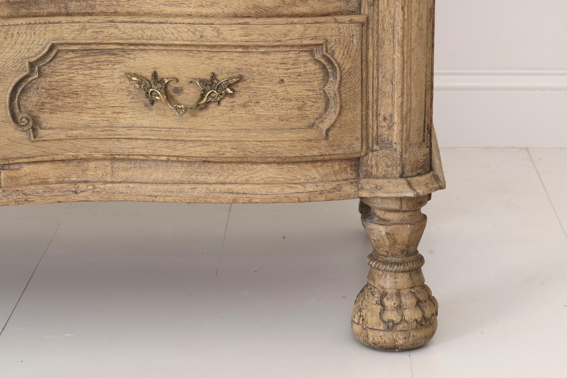 Hand-Carved 18th Century Belgian Louis XVI Period Arbalette Shaped Bleached Oak Commode